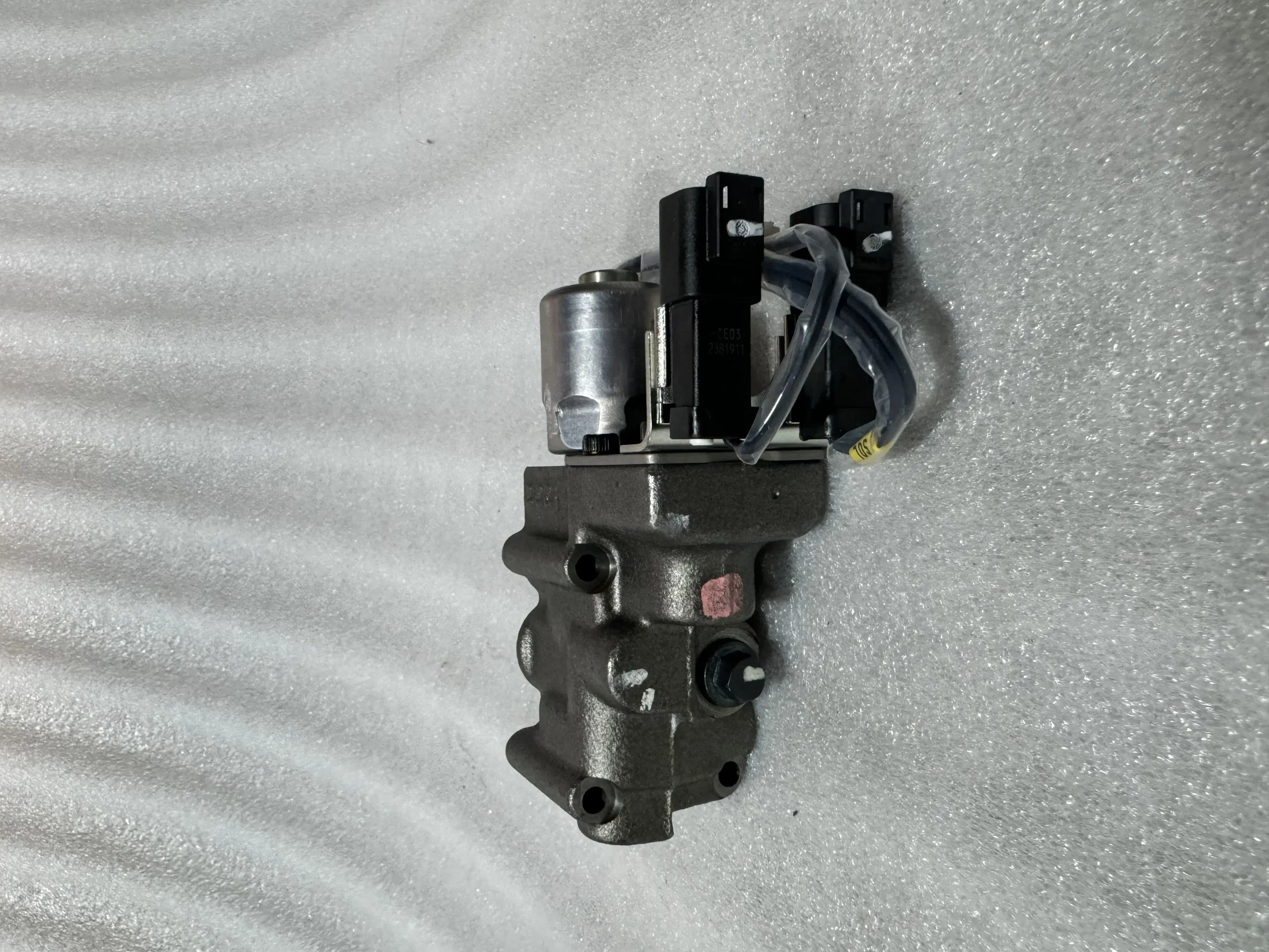 Оригинальный контрольный клапан Komatsu 17A – 13 – 46201