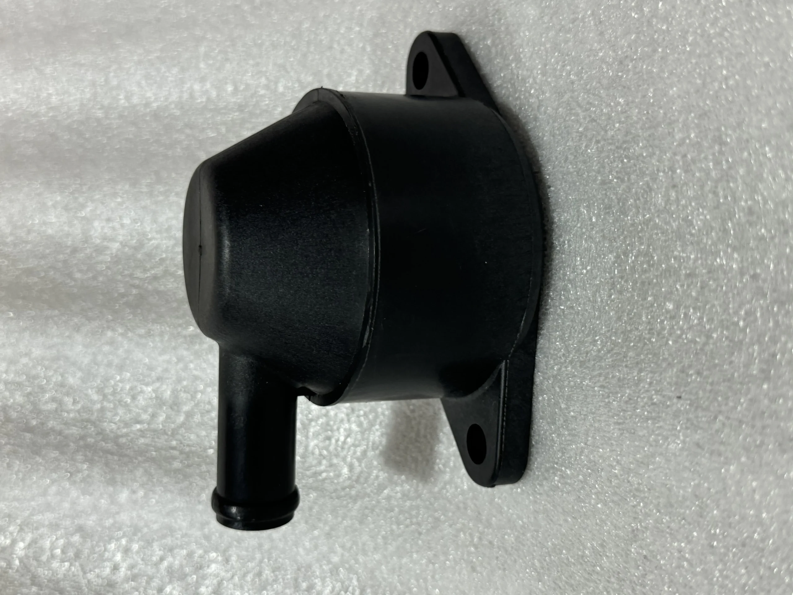 Оригинальный дыхательный клапан Komatsu 6210 – 21 – 8711