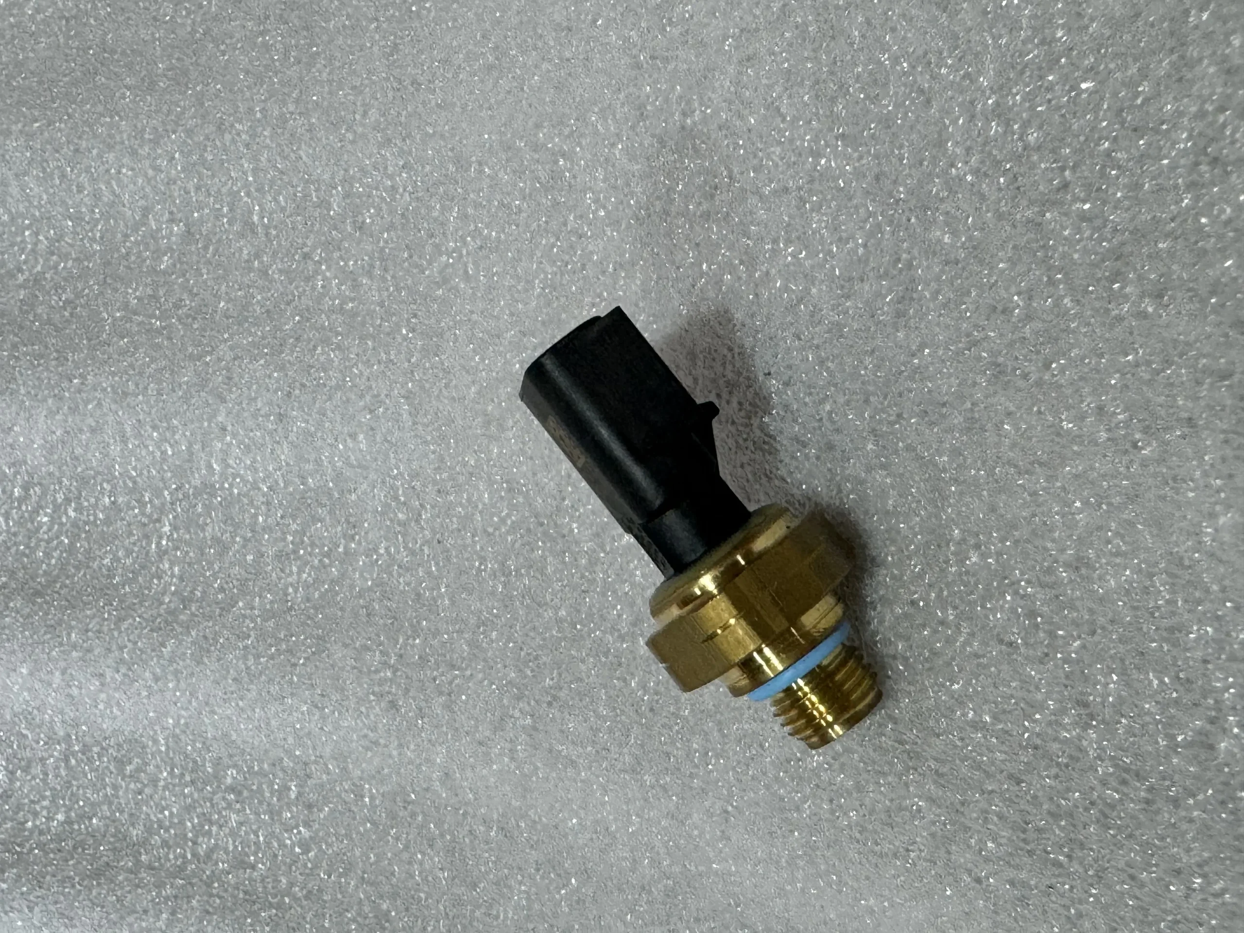 Оригинальный датчик Komatsu 6219 – 81 – 1961