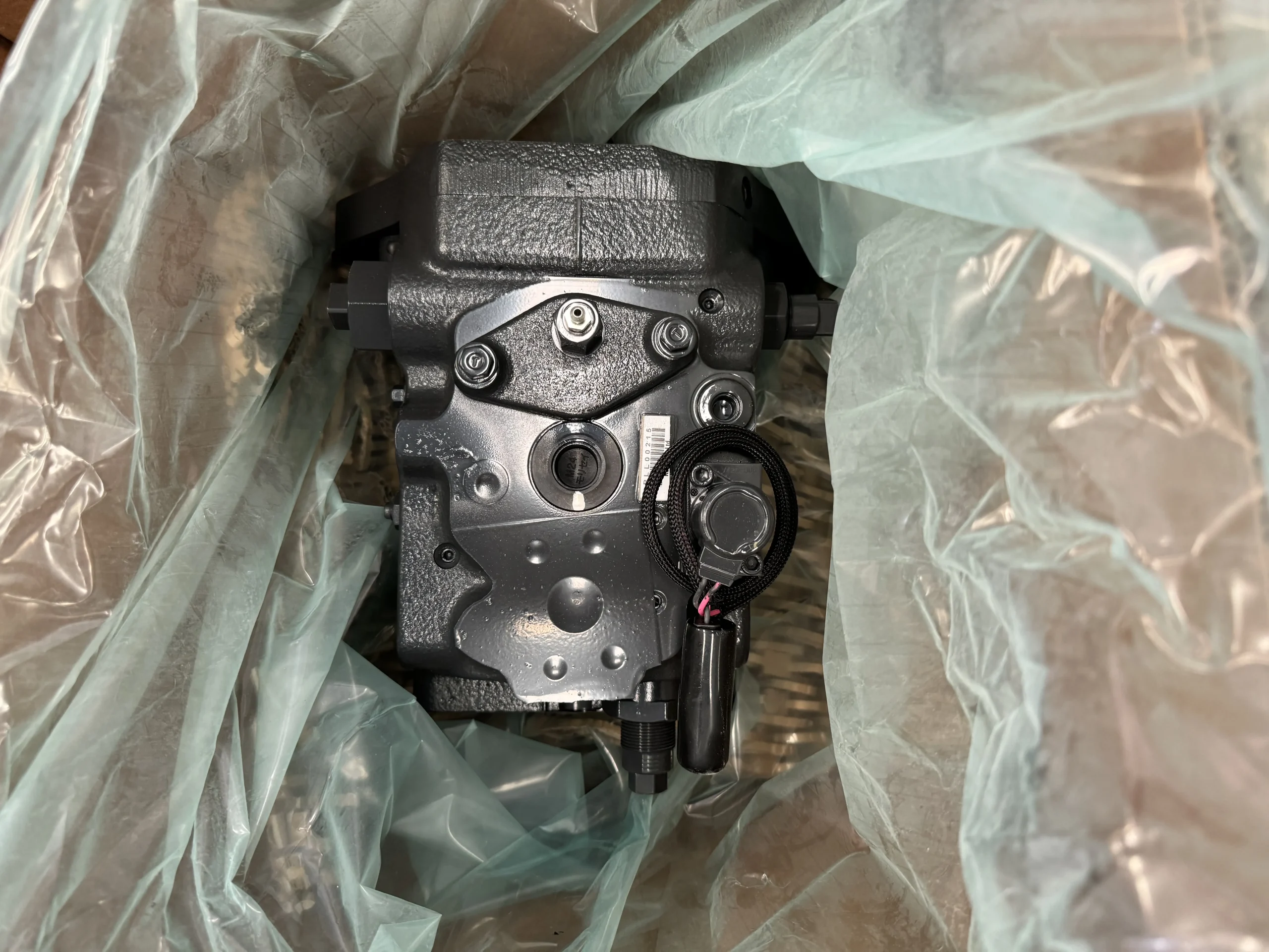 Насосы КОМАТСУ в сборе 708 – Вт – 00690