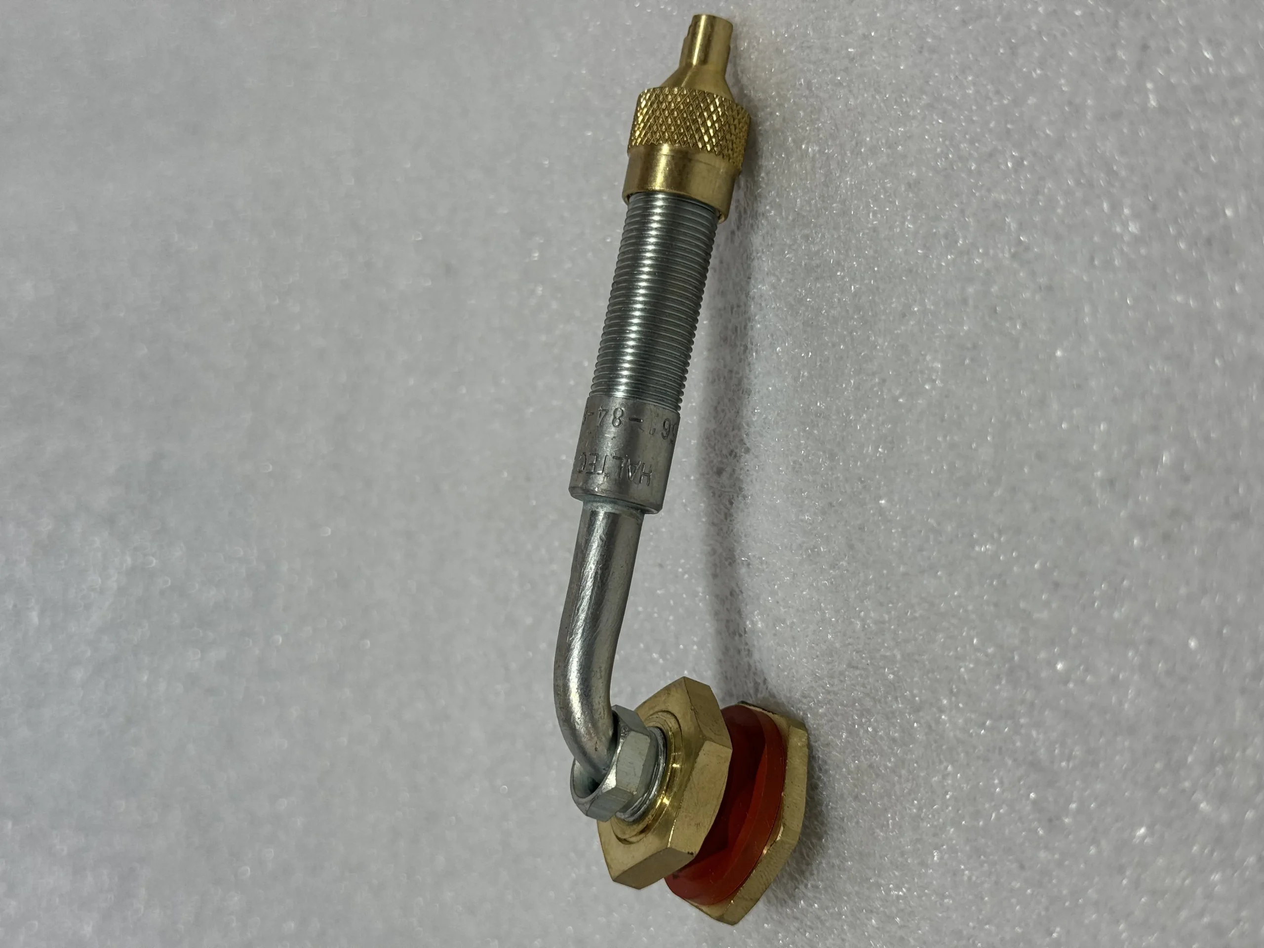 Оригинальный клапан Komatsu 561 – 84 – 89100