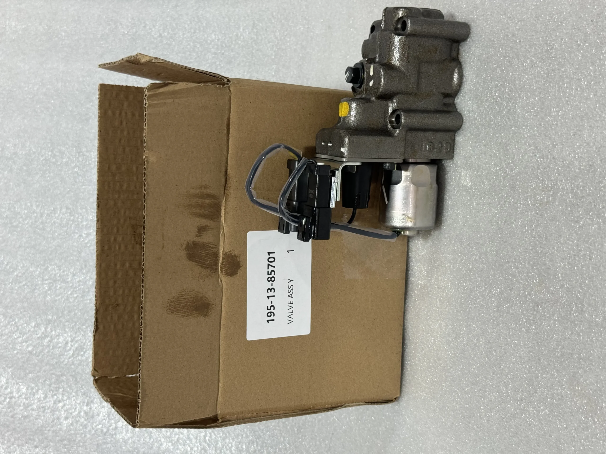 Оригинальная сборка ECMV Komatsu 195 – 13 – 85701