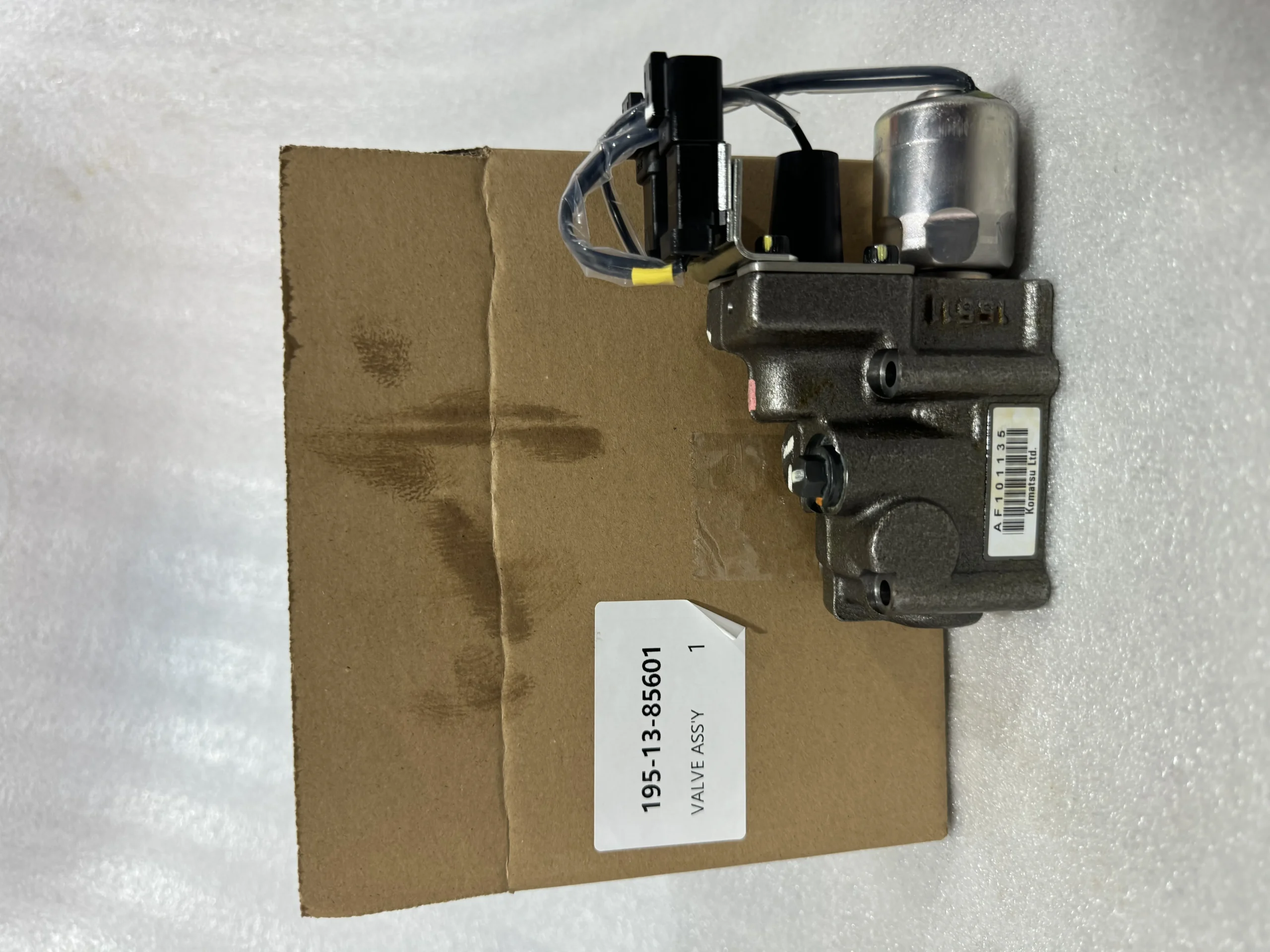 Бульдозер Komatsu D375A – 6ecmv сборка 195 – 13 – 85601