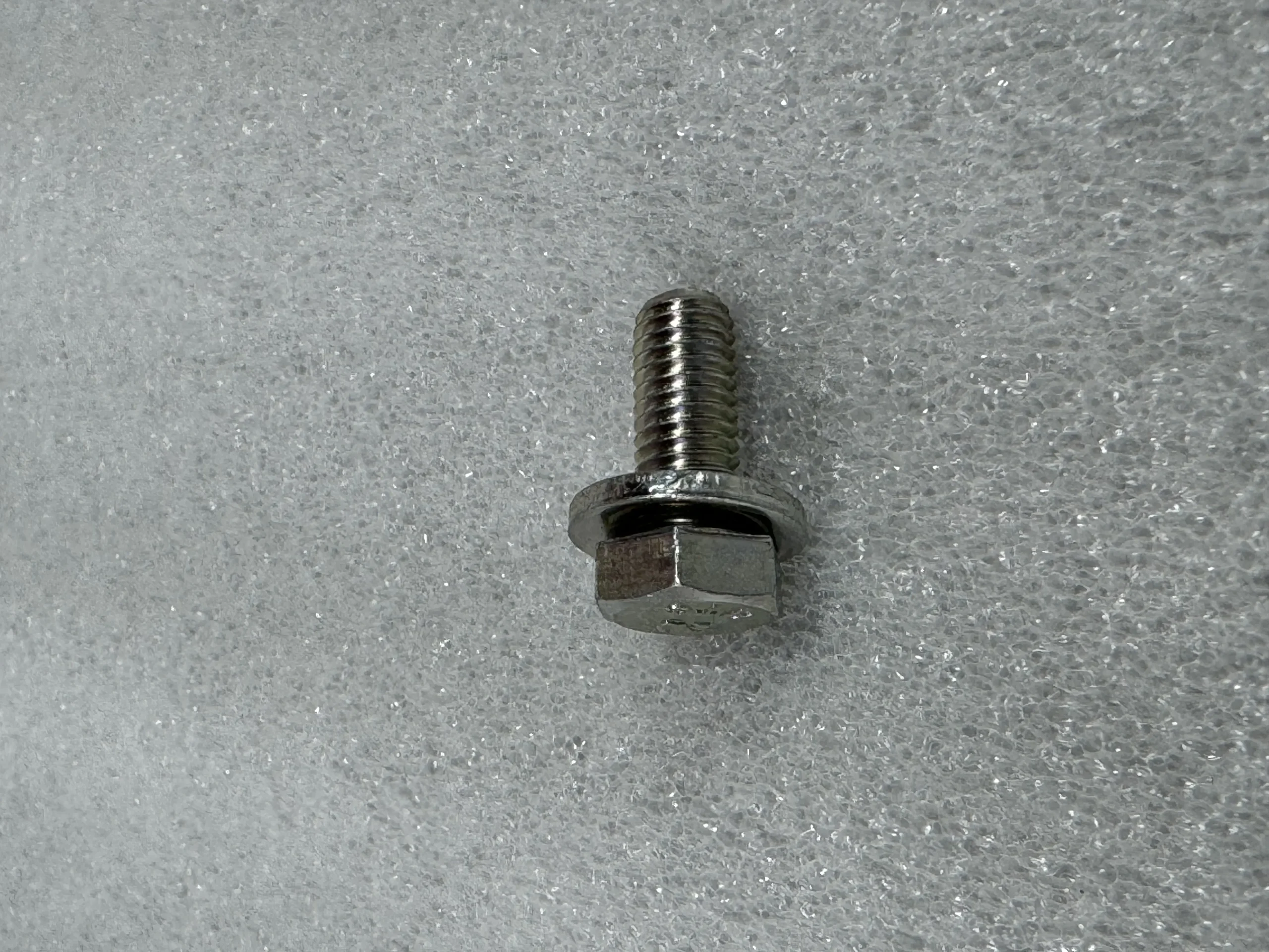 КОМАТСУ ФОРКЛИФТ 01010-80820 БОЛТ – M8 X 1.25