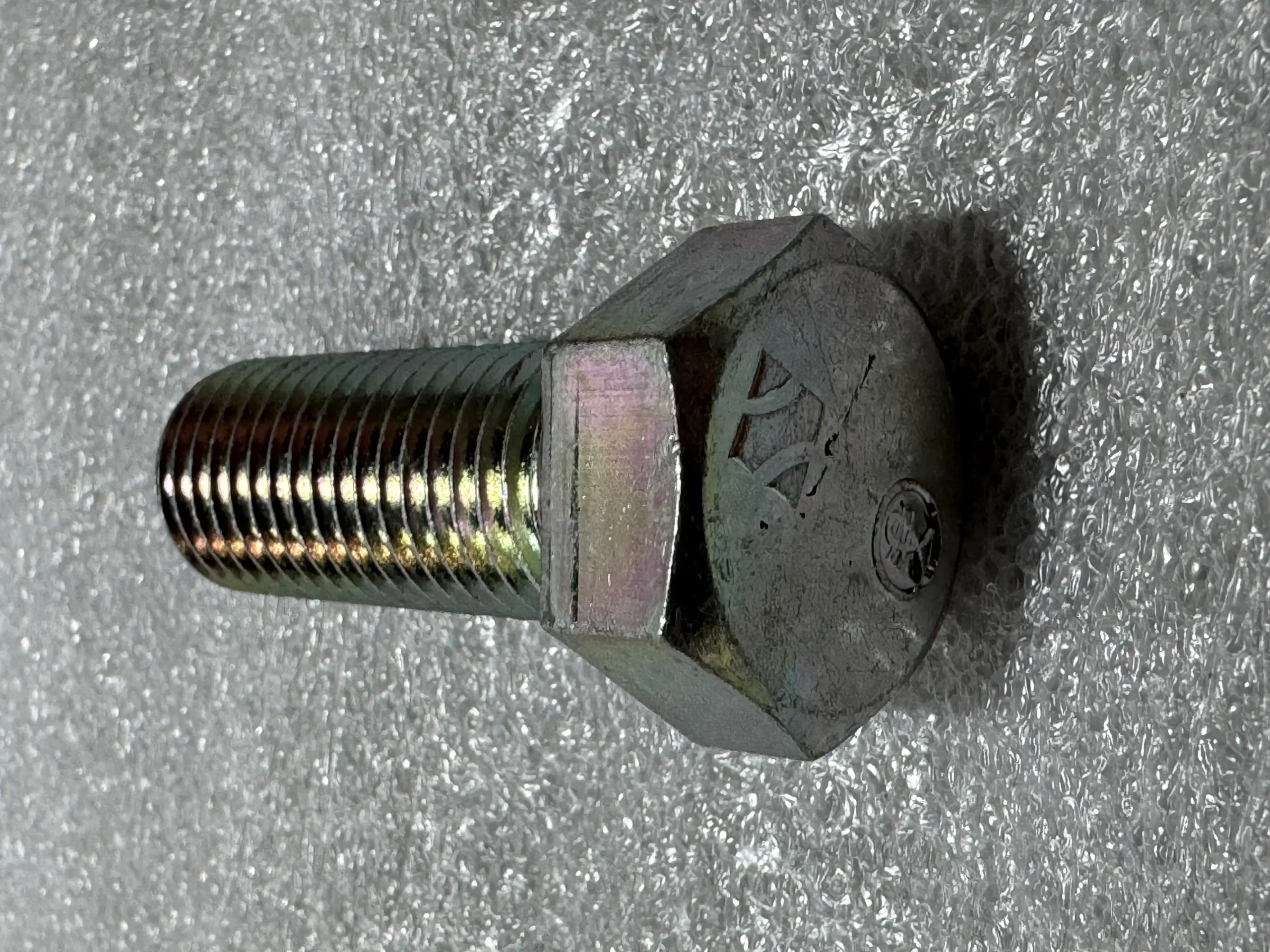 Механическая арматура Komatsu M16 x 40mm Bolt – 01010 – 81640
