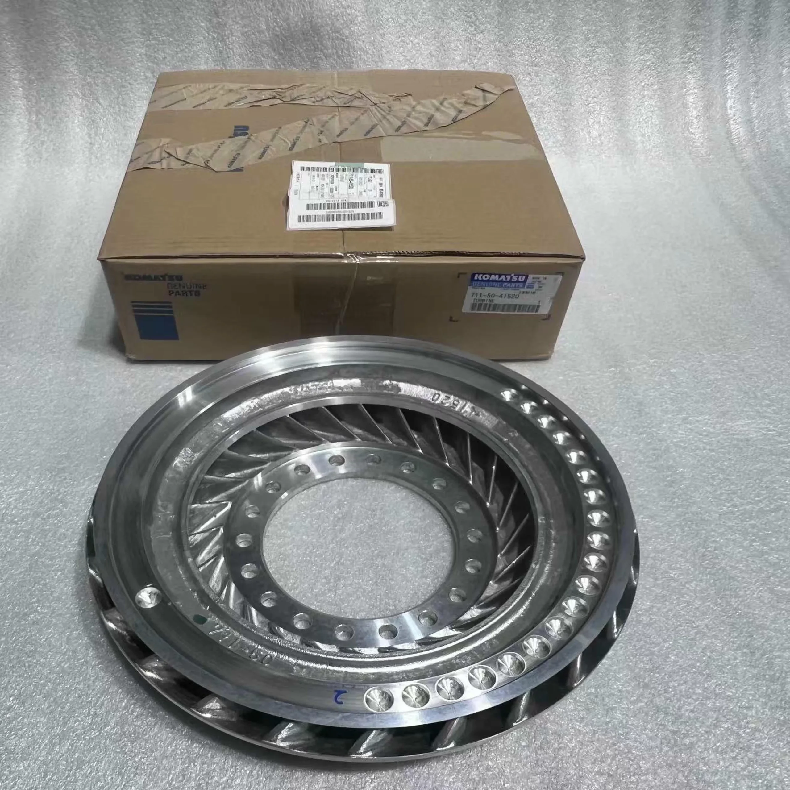 Оригинальная версия Komatsu 711 – 50 – 41520 7115041520 турбины