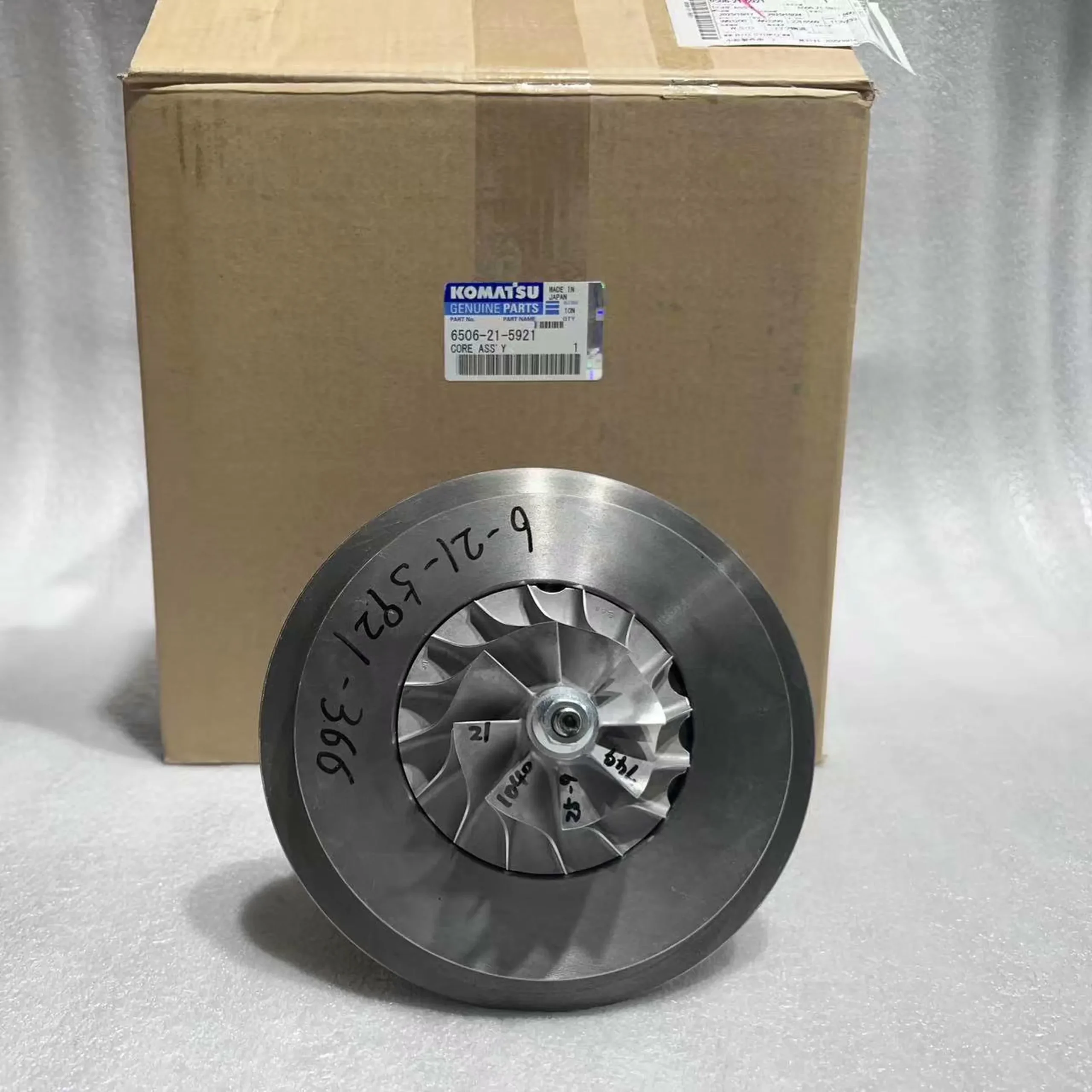 Оригинальные компоненты Komatsu 6506 – 21 – 5921