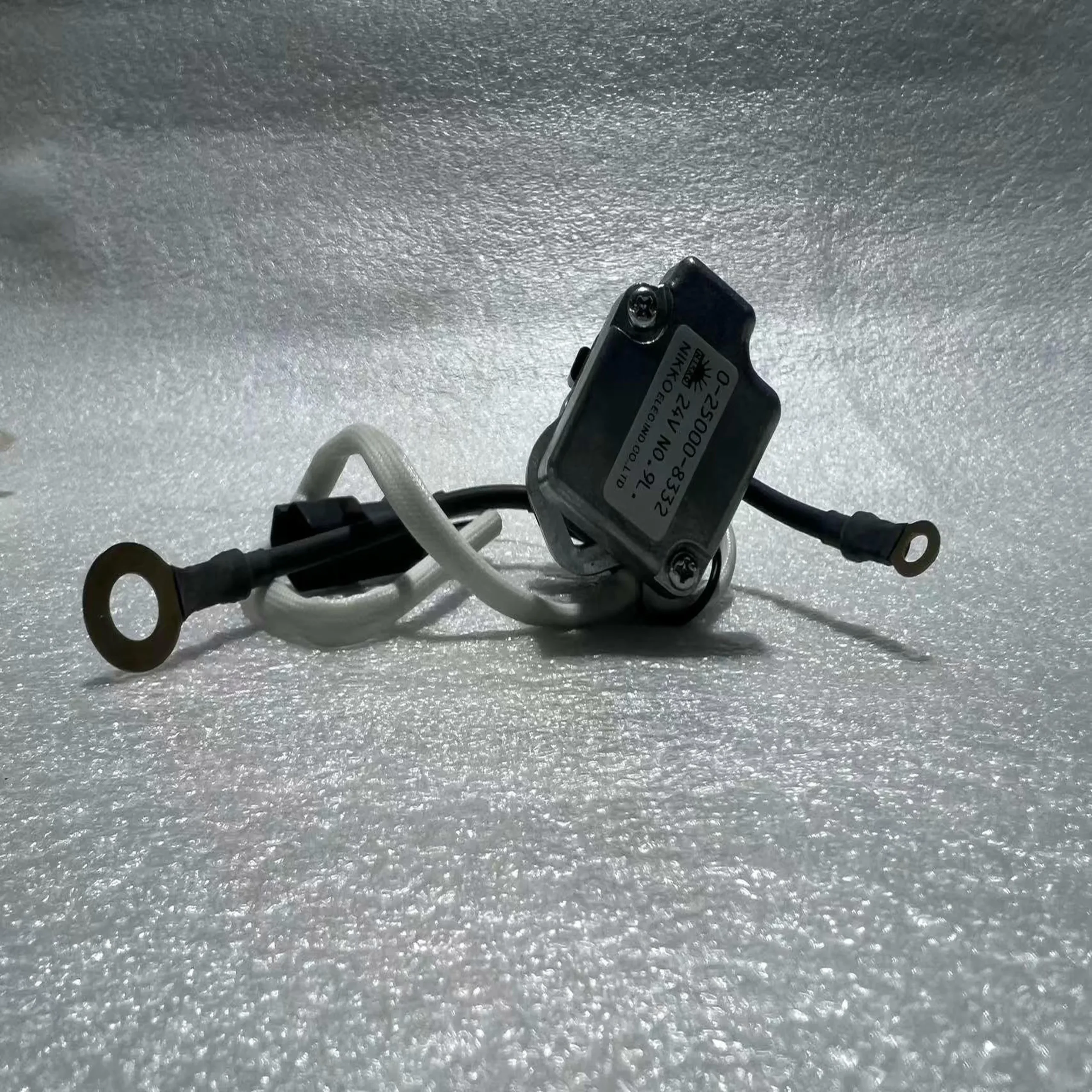 komatsu Оригинальный заводской коммутационный компонент kd0 – 25000 – 8332 – Komatsu