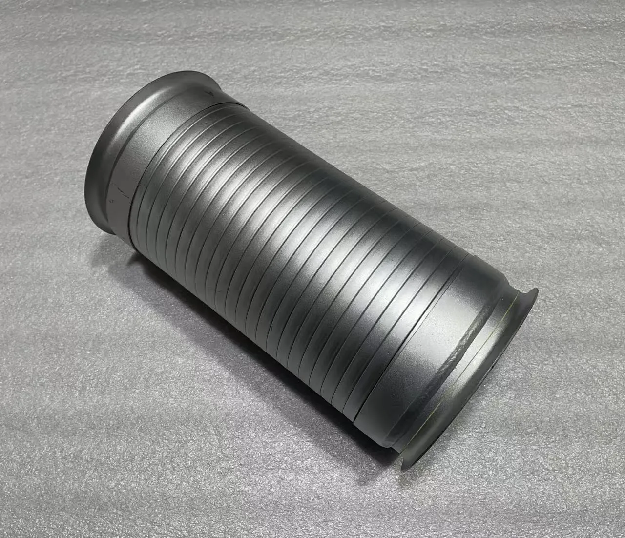 Komatsu Оригинал 569 – 02 – 88132 Маленькие сосновые трубки