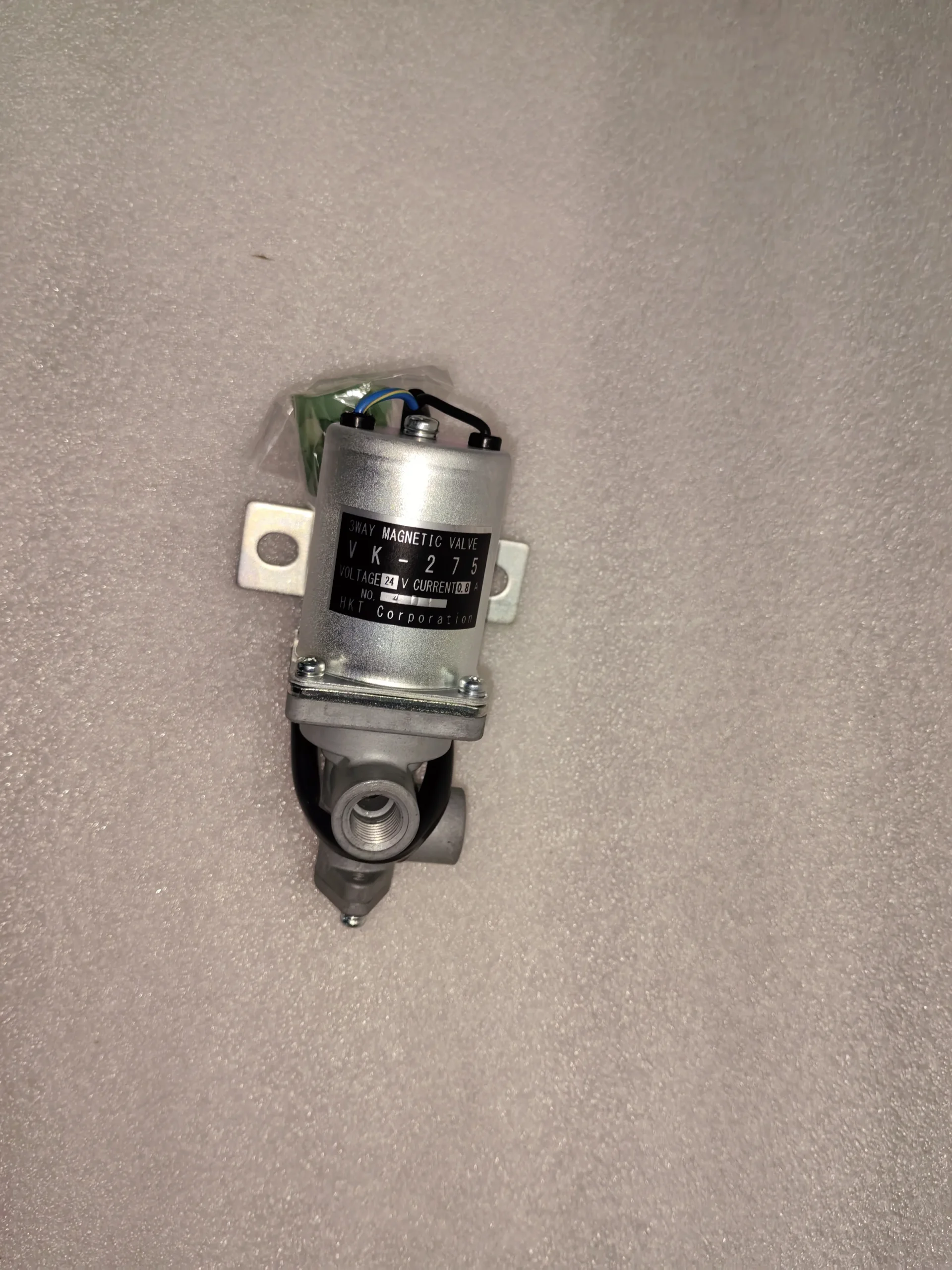 Оригинал Komatsu Новый инвентарный клапан 425 – 06 – 1150