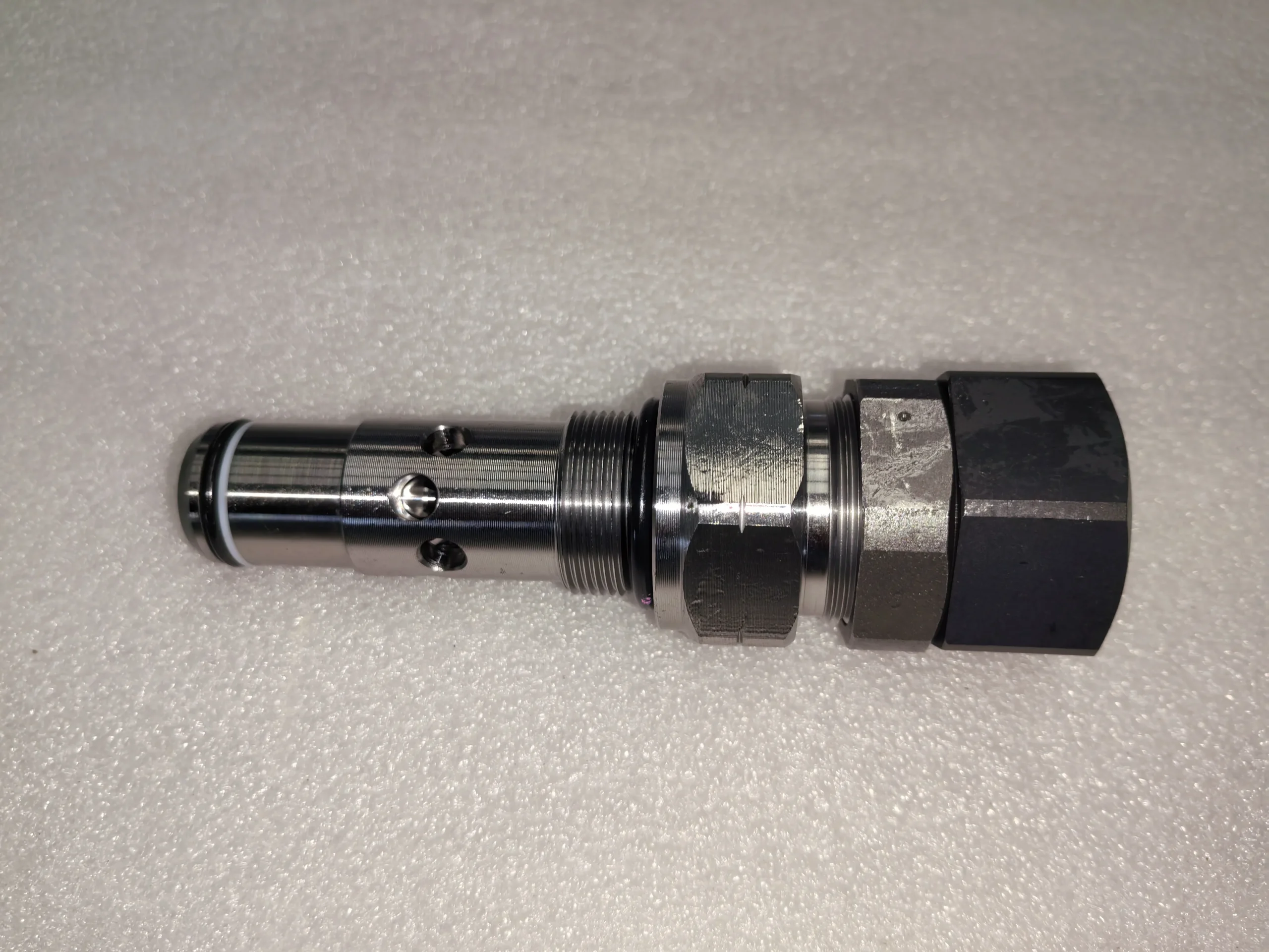 Компонент оригинального клапана сброса давления Komatsu 702 – 75 – 01900