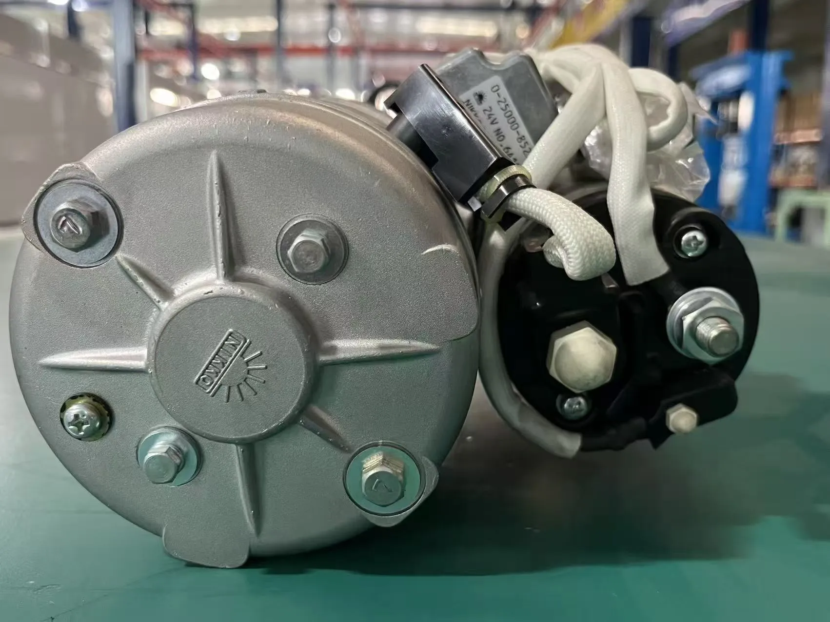 Komatsu Оригинальный 600 – 813 – 7153 Мотор запуска Komatsu, 7,5 кВт