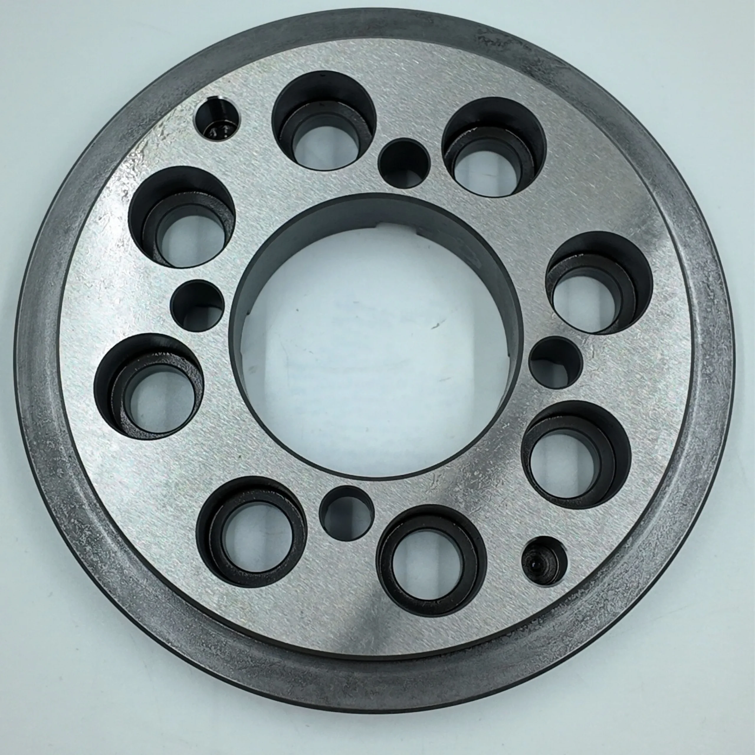 Komatsu HM400-2 удержатель 56B-27-12361