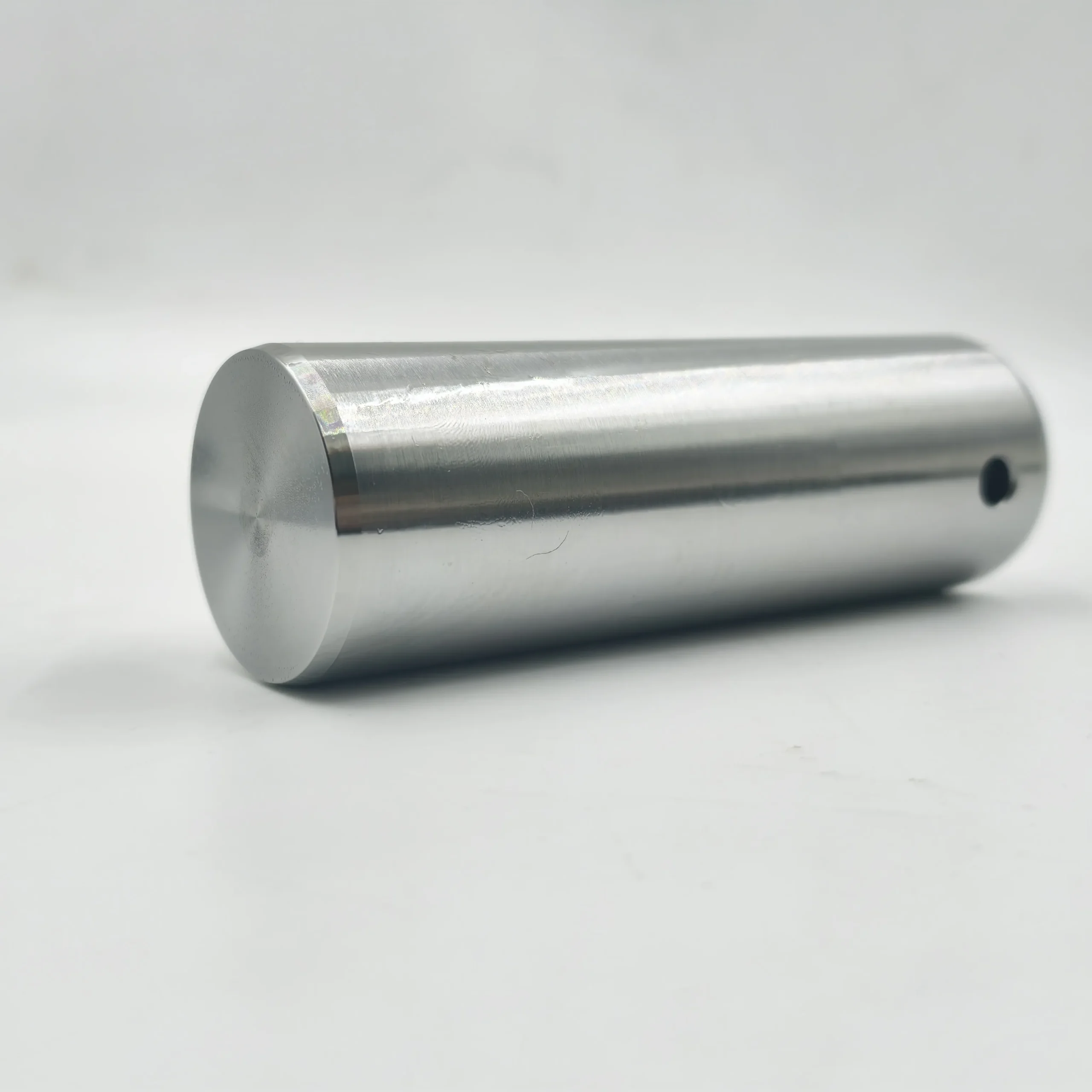 Штырь колесного погрузчика Komatsu WA470 – 6 421 – 22 – 32511