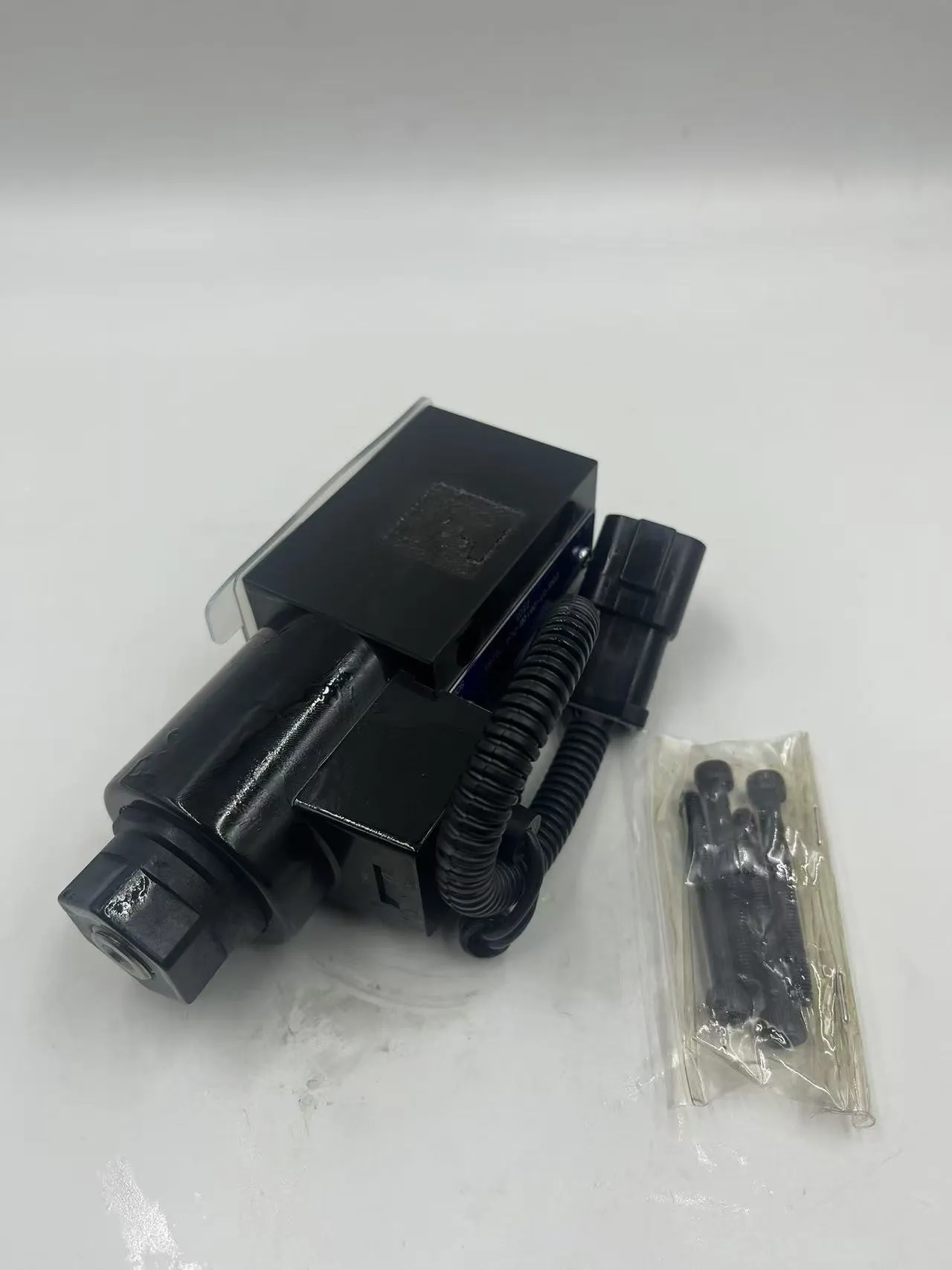 Оригинальная сборка Komatsu 23W – 60 – 28230