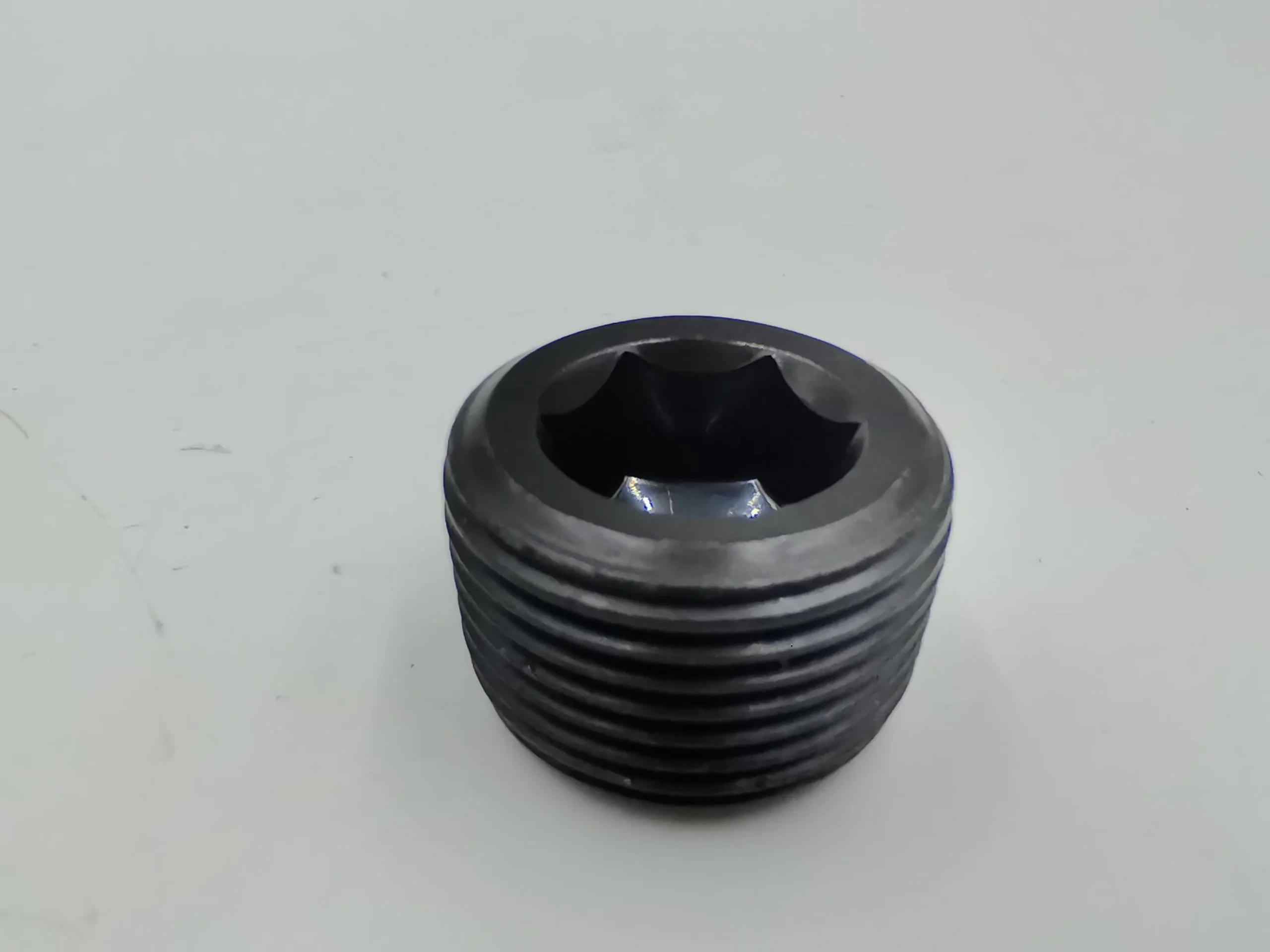 Заглушка Komatsu, артикул 07043-00617. Продажа.