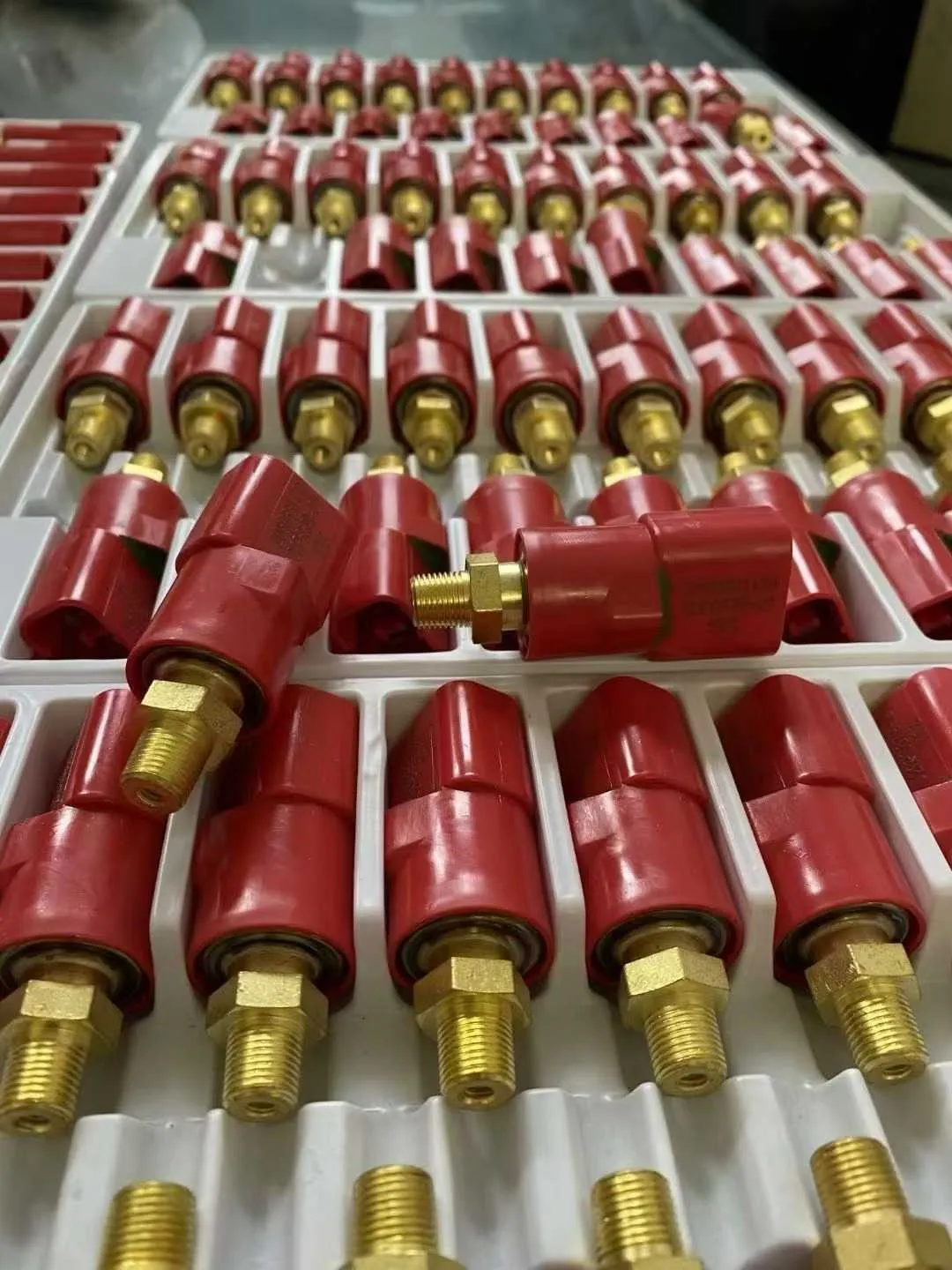 Сотрудничество, пожизненные друзья, Новый год начинается, мы ждем вас в Цзинине,