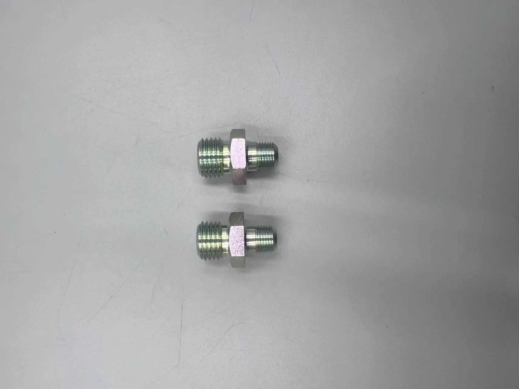 Запчасть 07213-50710 (ТРУБНЫЙ АДАПТЕР (ШТУЦЕР) Komatsu), есть в наличии на нашем складе, по выгодной цене