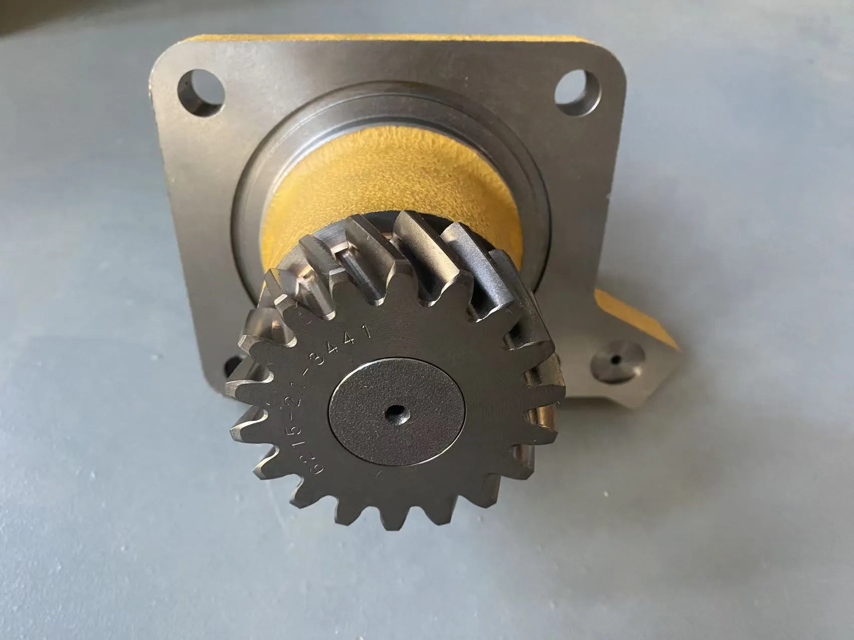 6266-21-3400 ПРИВОД МЕХАНИЗМОВ KOMATSU 6266213400, есть в наличии на нашем складе, по выгодной цене