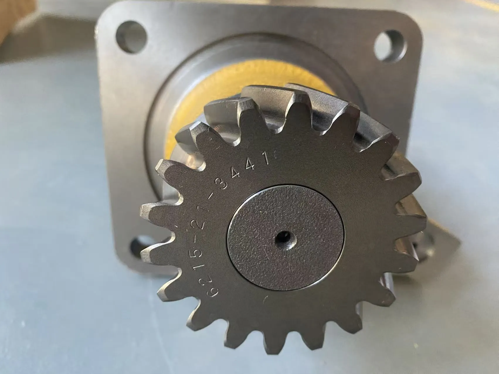 6266-21-3400 ПРИВОД МЕХАНИЗМОВ KOMATSU 6266213400, есть в наличии на нашем складе, по выгодной цене