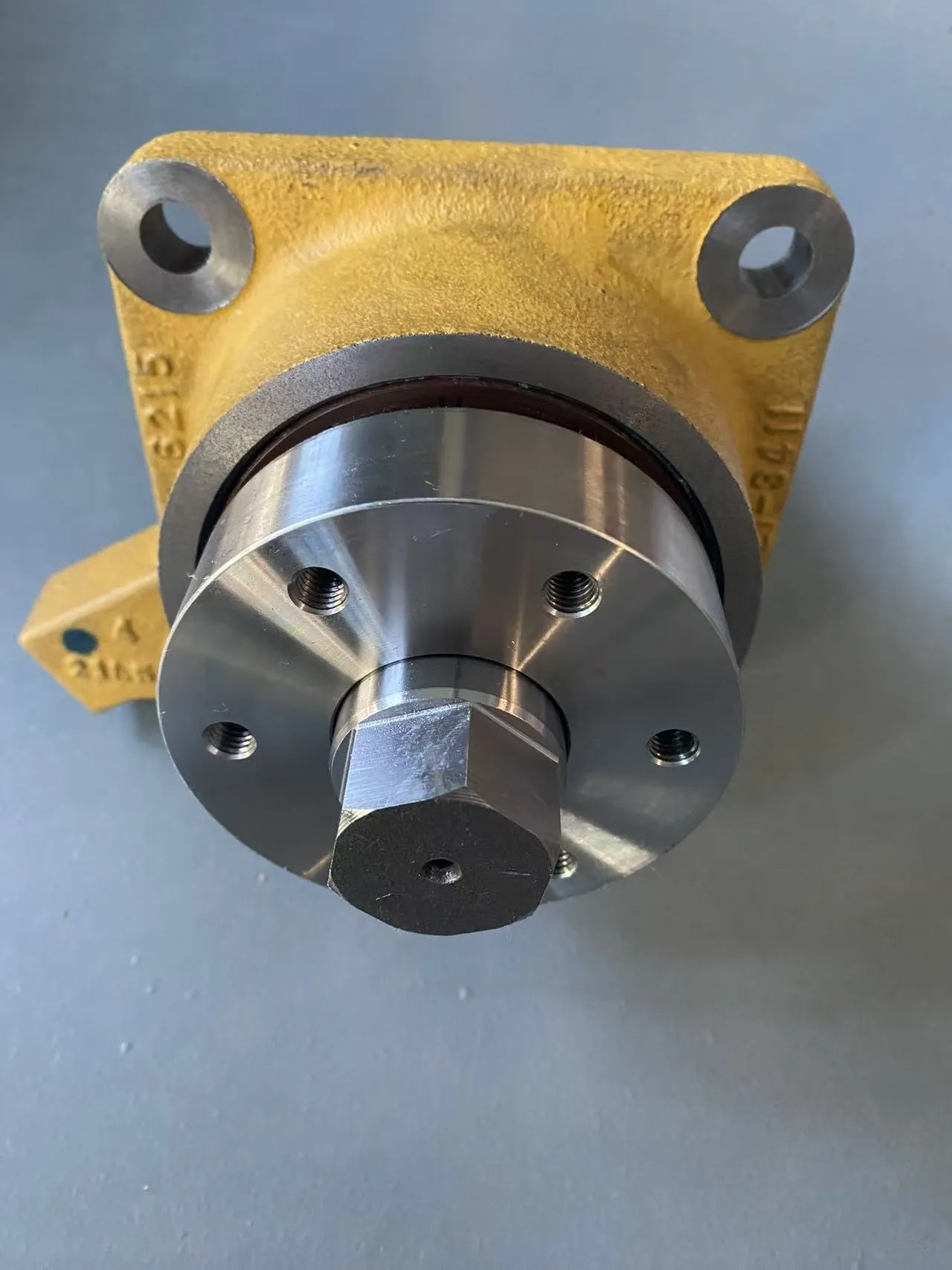 6266-21-3400 ПРИВОД МЕХАНИЗМОВ KOMATSU 6266213400, есть в наличии на нашем складе, по выгодной цене