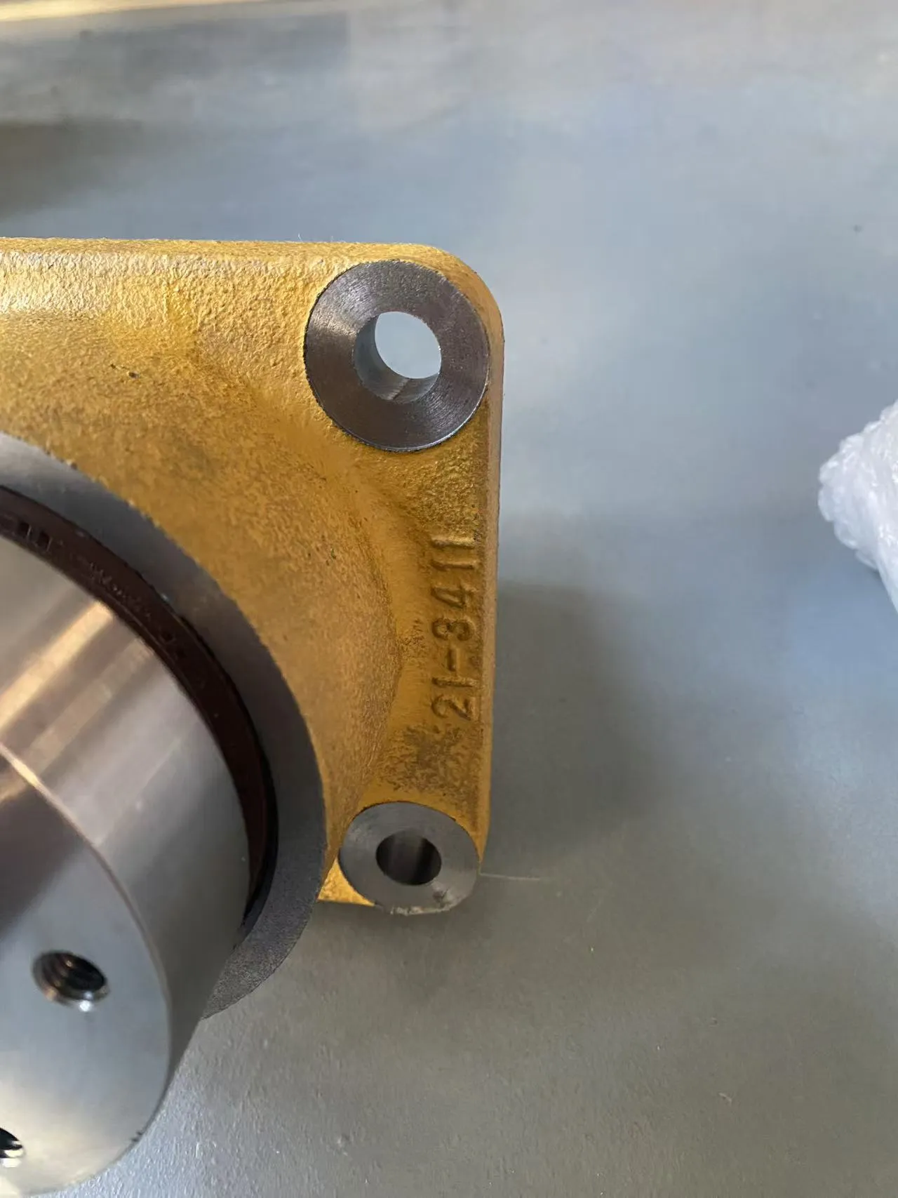 6266-21-3400 ПРИВОД МЕХАНИЗМОВ KOMATSU 6266213400, есть в наличии на нашем складе, по выгодной цене