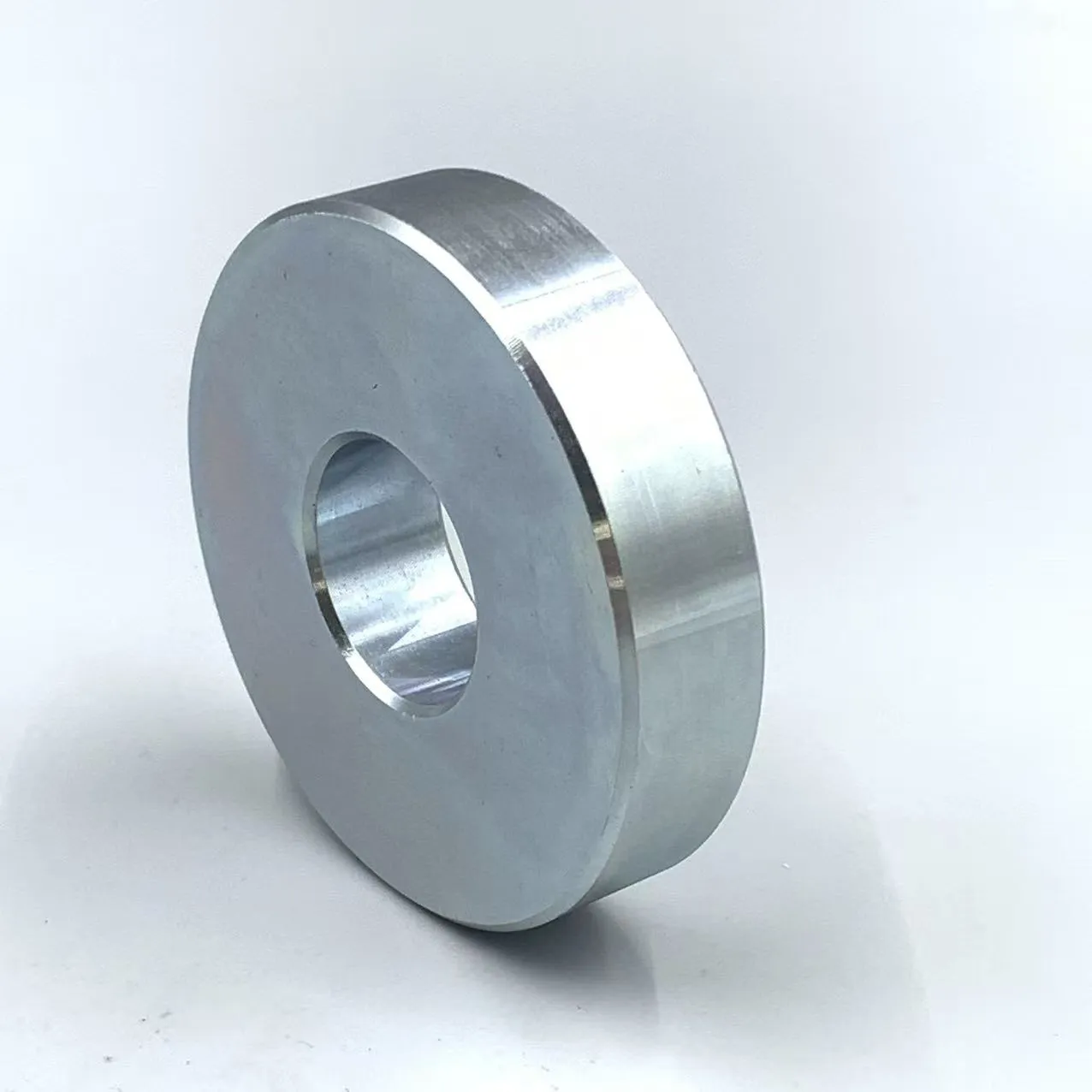 566-40-41540 Plate for Komatsu Machiner, по выгодной цене, есть в наличии на нашем складе
