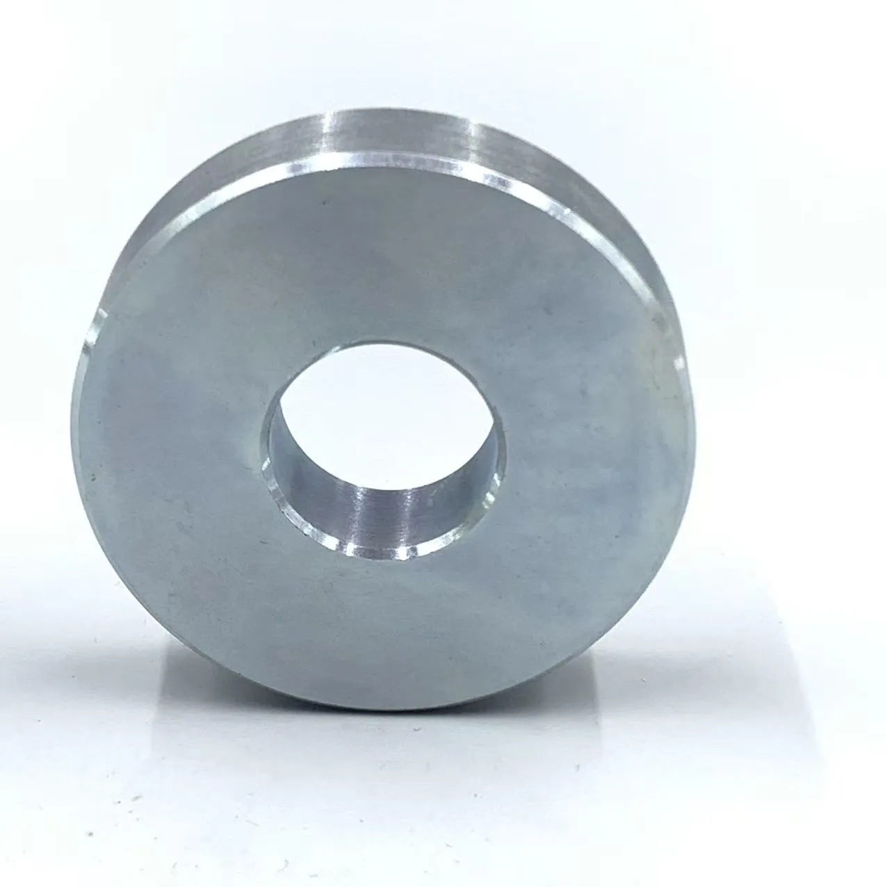 566-40-41540 Plate for Komatsu Machiner, по выгодной цене, есть в наличии на нашем складе