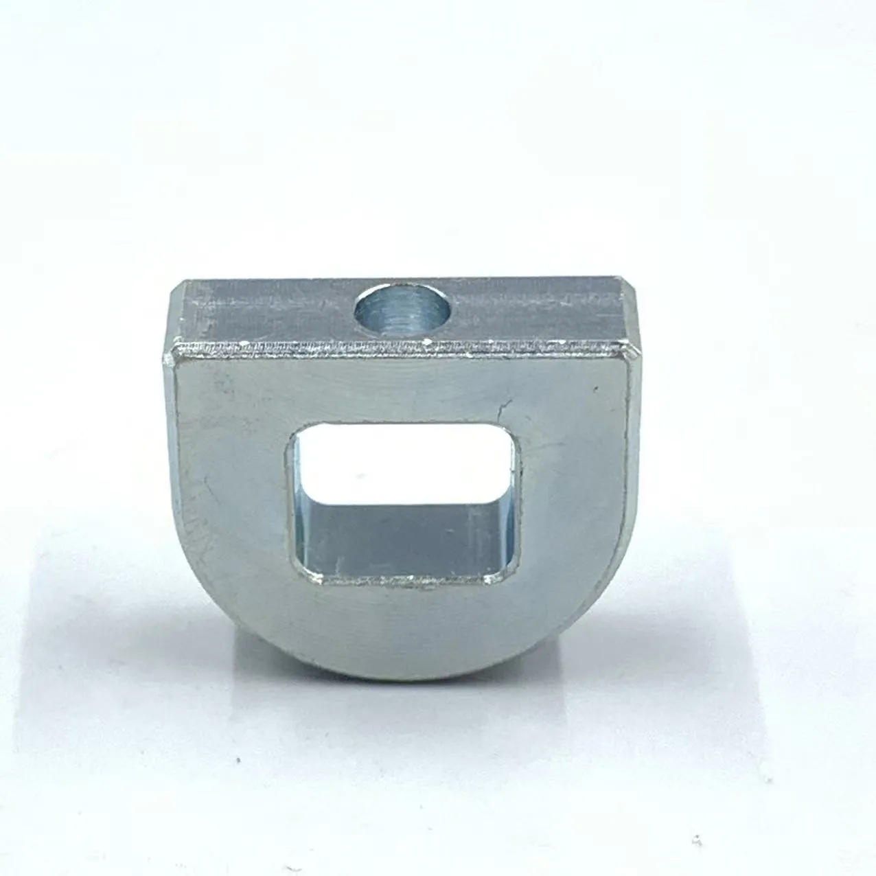 Komatsu  56B-43-12261 Plate по выгодной цене, есть в наличии на нашем складе