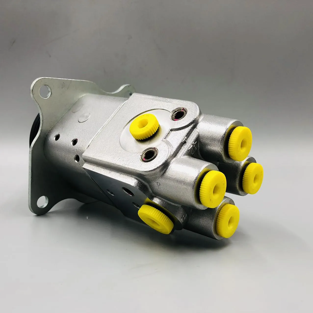 702-16-01531 Pilot Valve Assy for Komatsu PC1250-8 PC1250sp D375A, по выгодной цене, есть в наличии на нашем складе