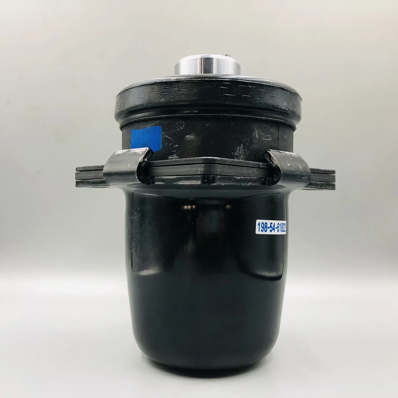 Komatsu  CUSHION 198-54-61822 по выгодной цене, есть в наличии на нашем складе