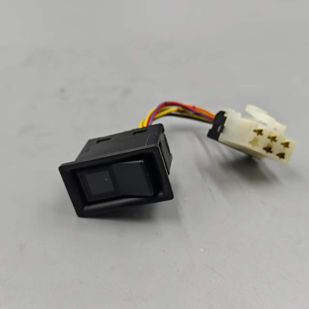 Механические аксессуары Komatsu Spare Part 56B – 06 – 16770 Switch, Parking (Komatsu)