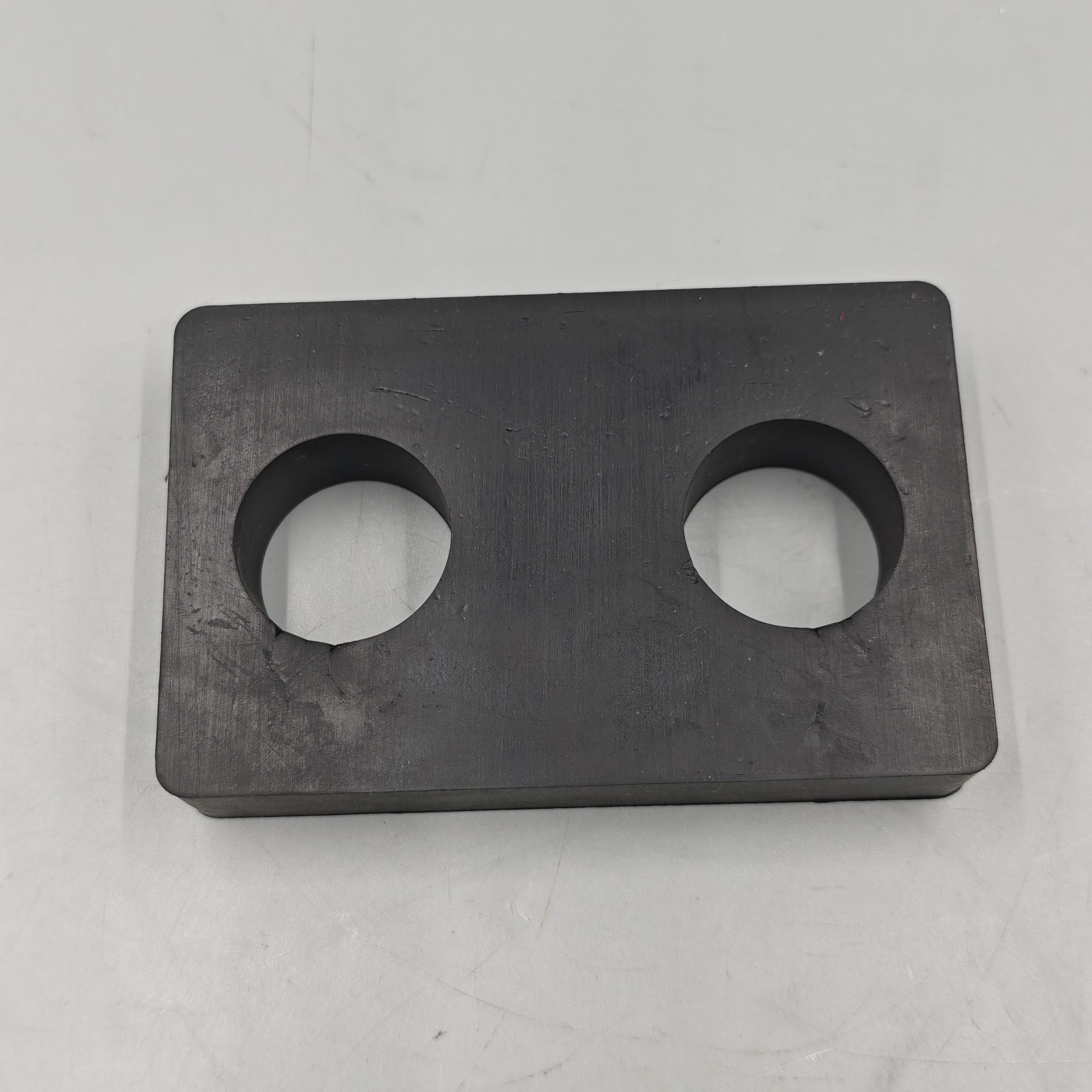 Механические принадлежности Komatsu 209 – 03 – 42710 Komatsu Cushion