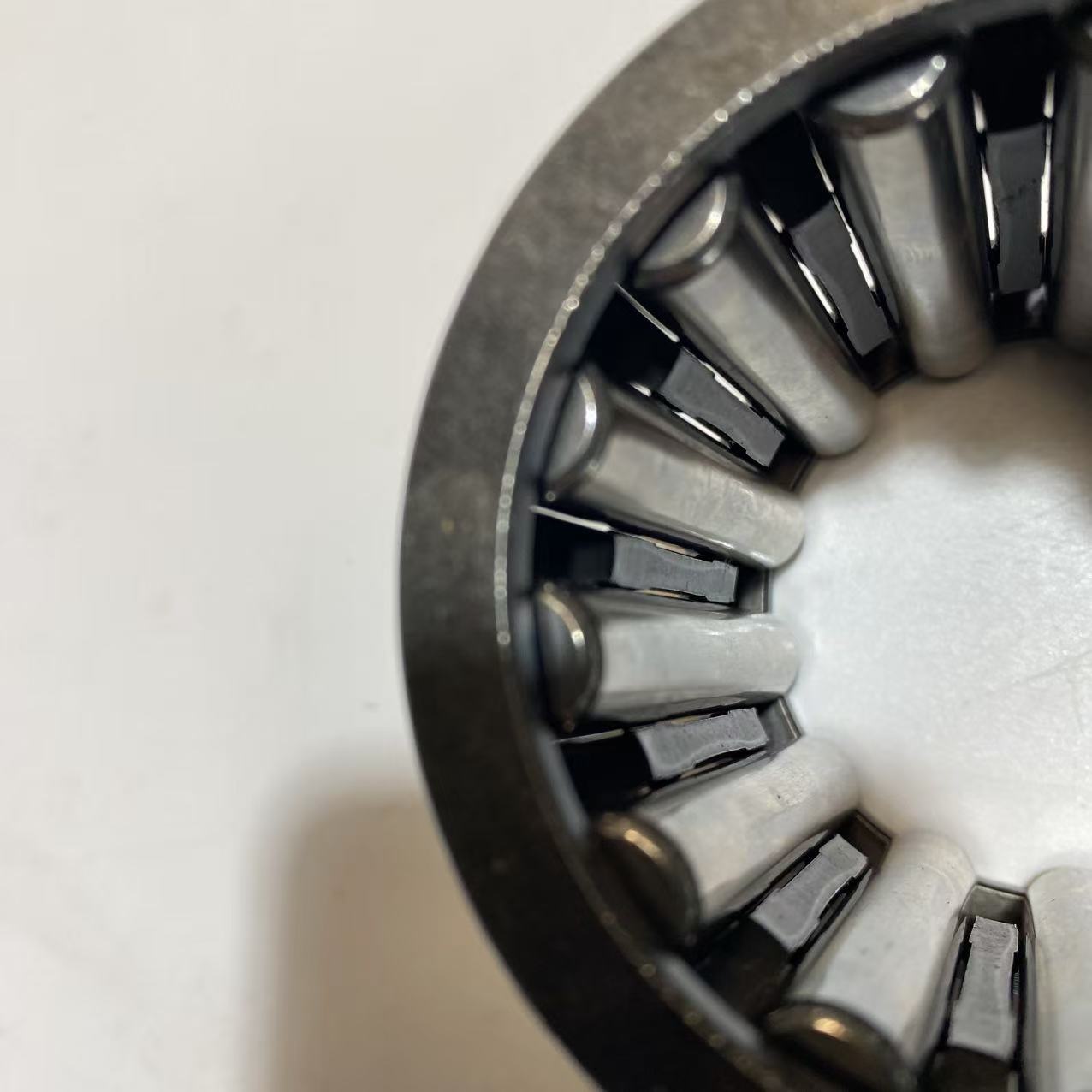 Механические аксессуары Komatsu 207 – 27 – 61230 Komatsu Roller Bearing