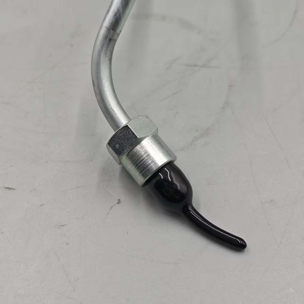 Механические аксессуары Komatsu 6217 – 71 – 5142 Komatsu Tube, Injection