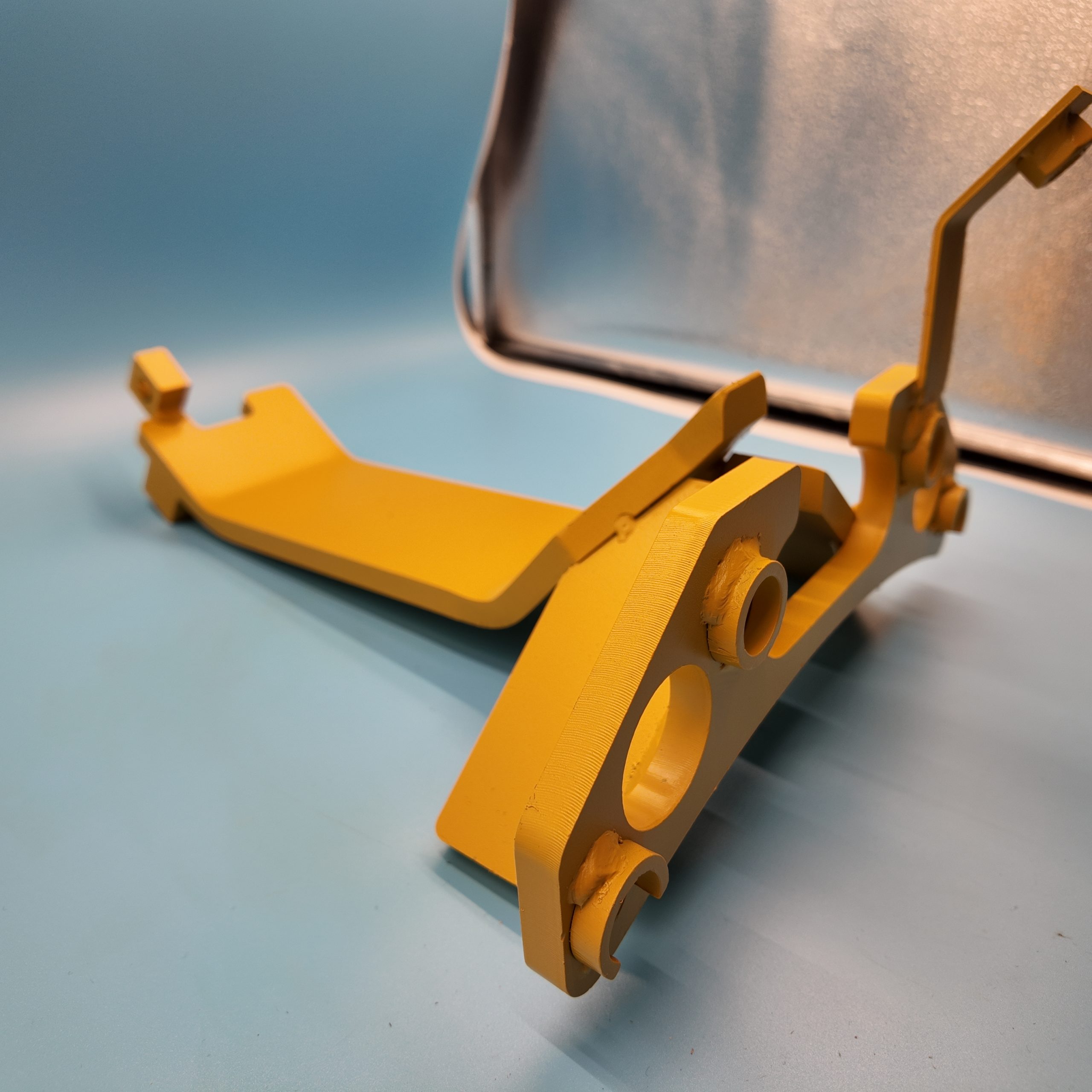 Запасные части для строительной техники Komatsu COVER – 561 – 22 – 72891 NEW