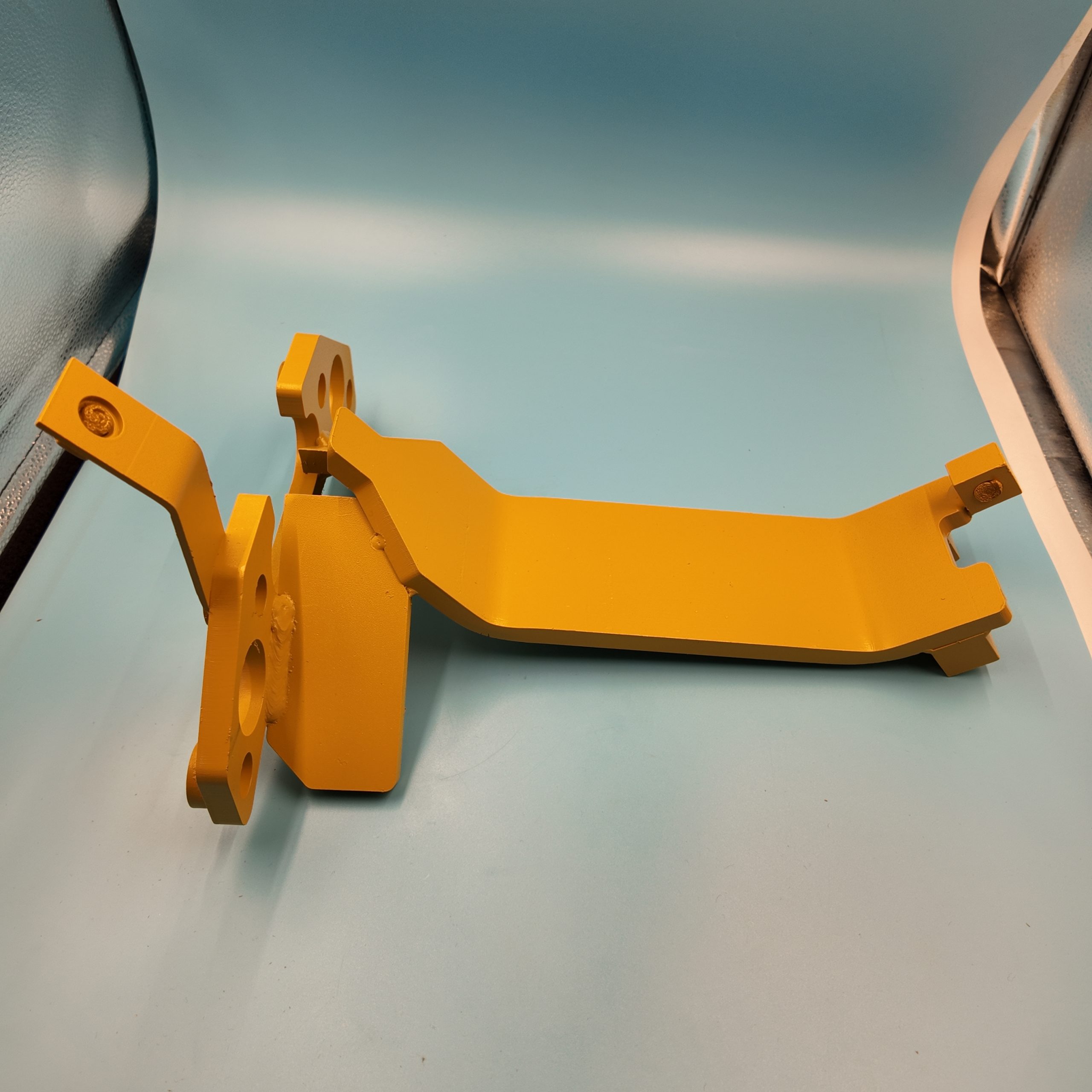 Запасные части для строительной техники Komatsu COVER – 561 – 22 – 72891 NEW