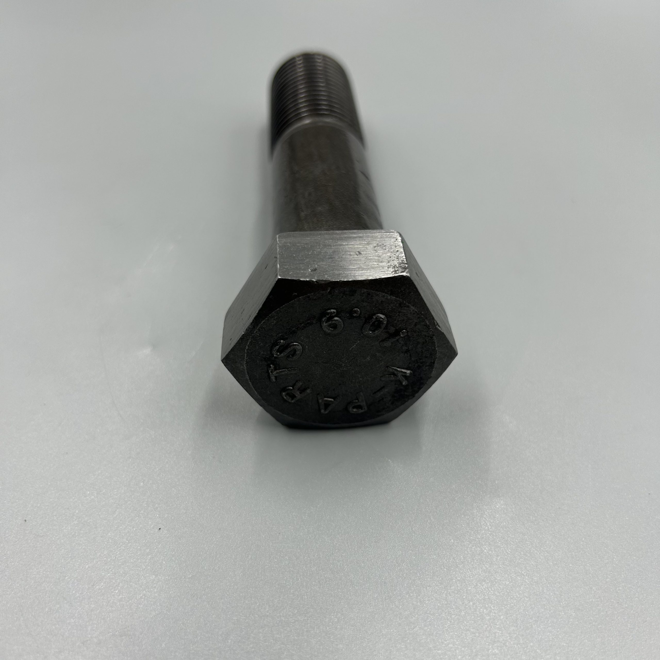 Бульдозер D375A-5 ТРЕКА РАМКА БОЛТ 01011-62710