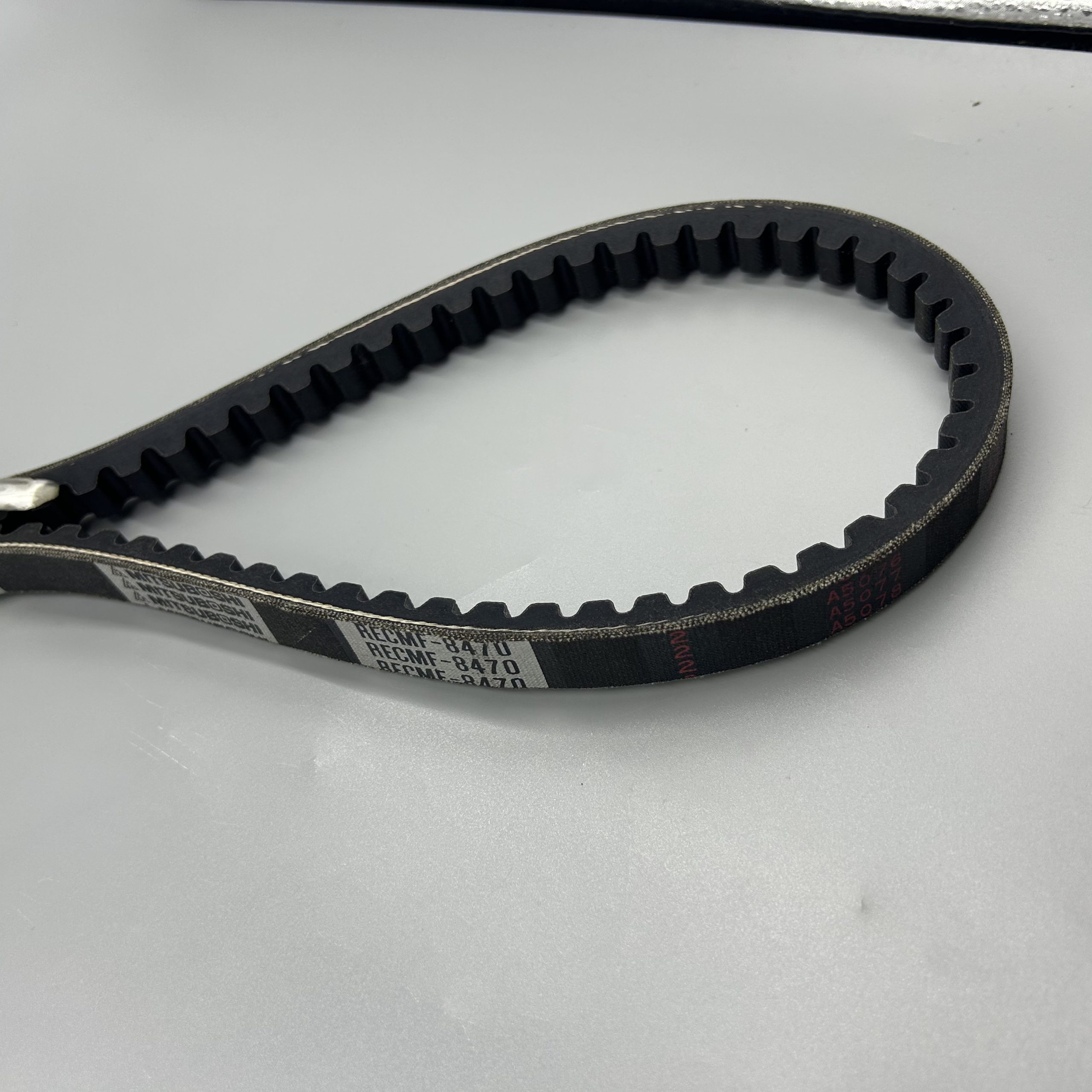 V-Belt подходит для KOMATSU, 04120-21748 для двигателя Komatsu 4D95L