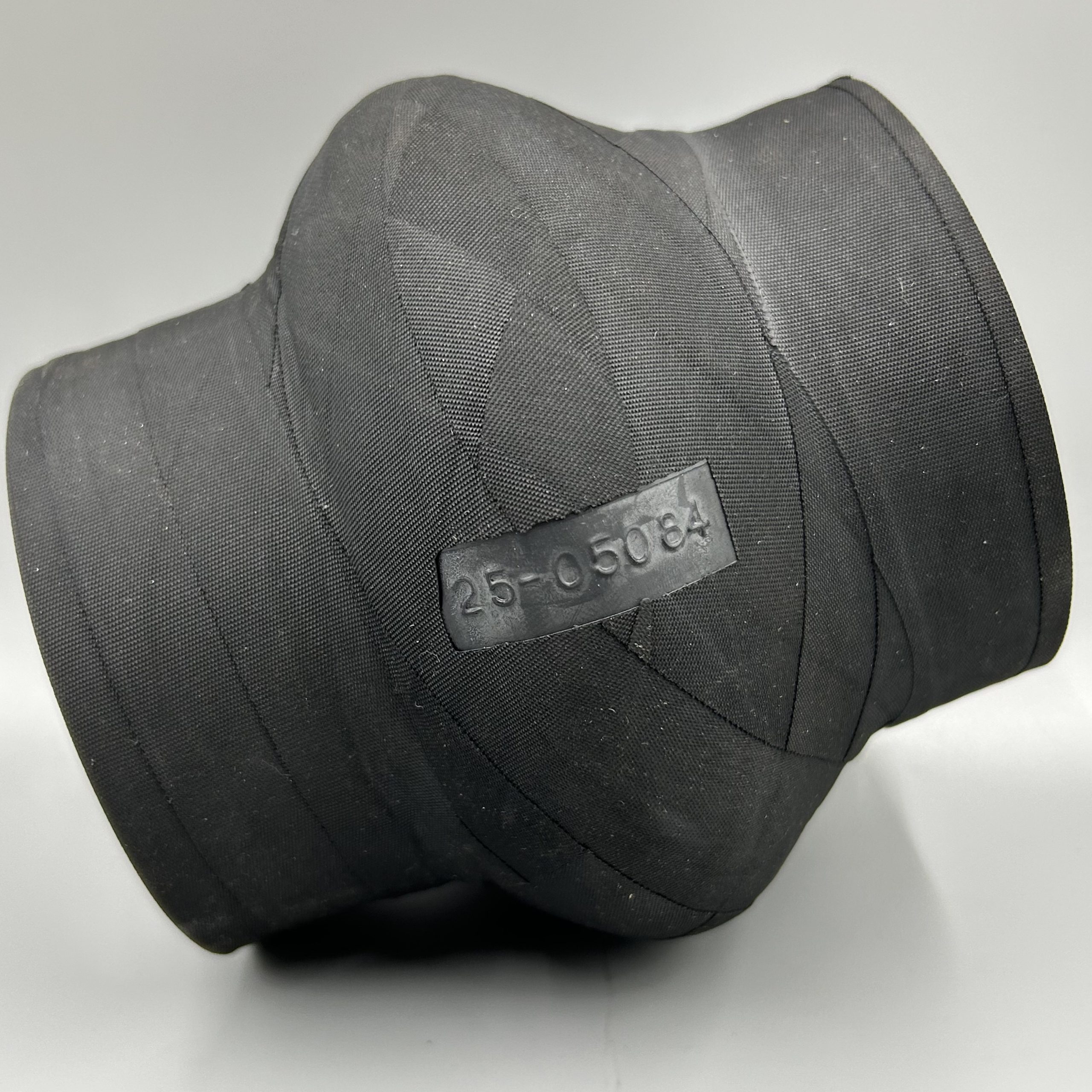 Шланг 1950343190 для D155 D375 OIL COOLER трубопровода