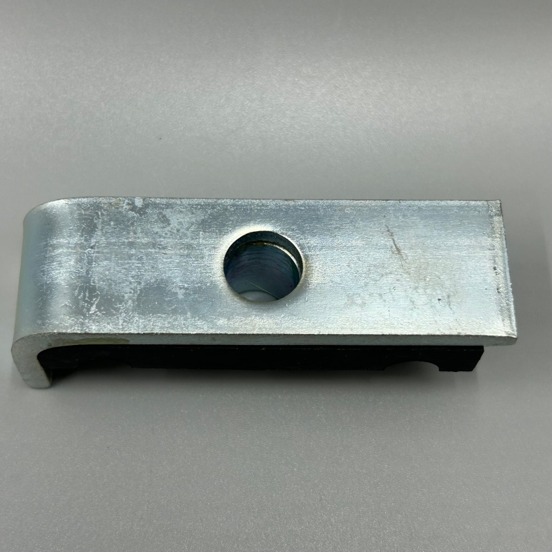 Komatsu – Части погрузчика – WA480-5L – 6156-71-5810 . .. CLAMP 6156715810