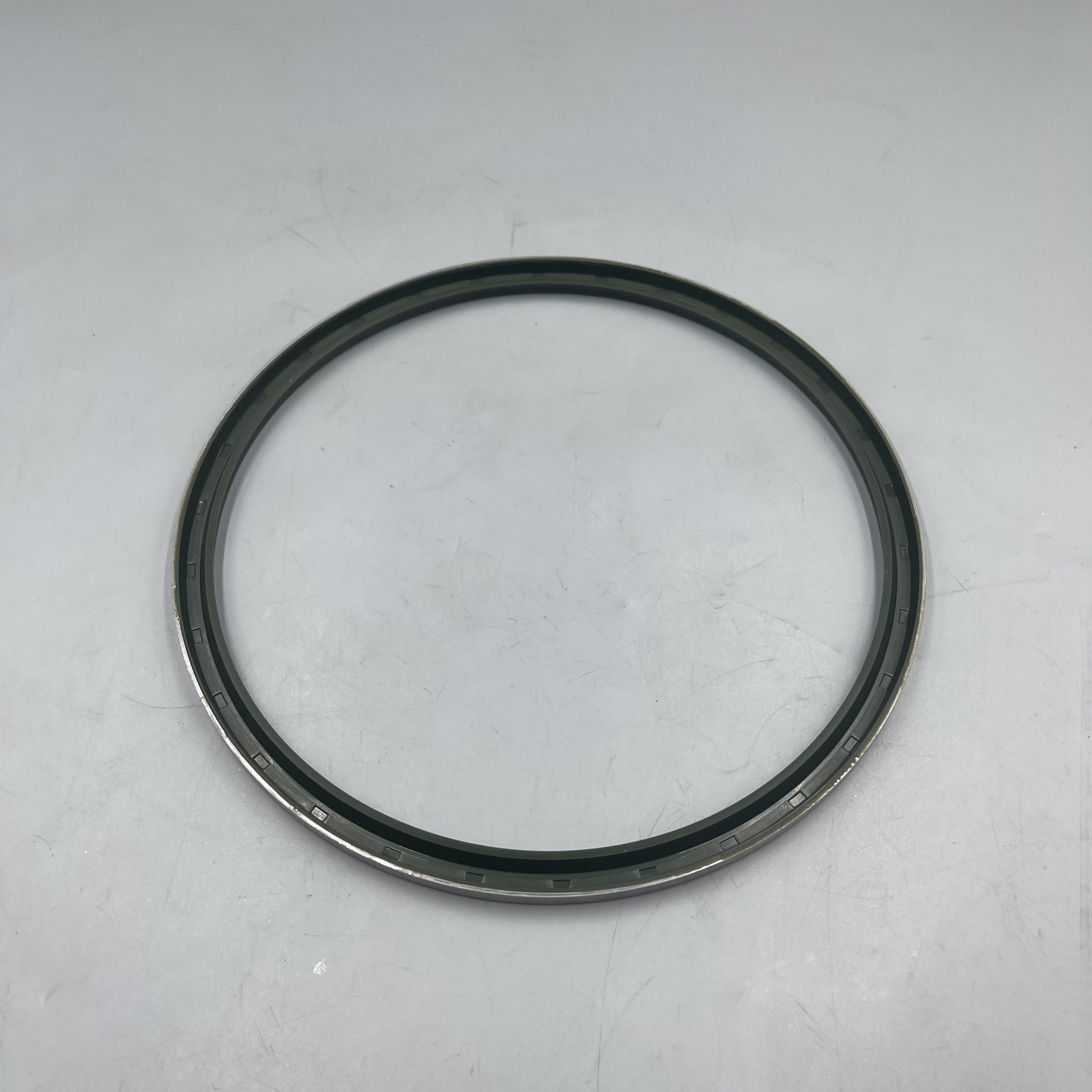 Запасная часть 427-09-11110 SEAL, DUST (Komatsu)