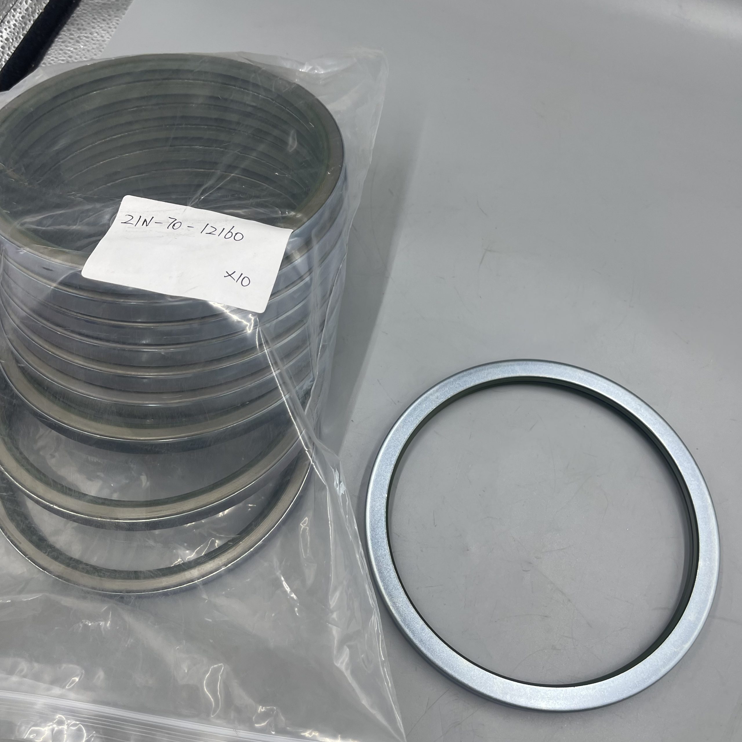 О-кольцо 21N-70-12160.  21N-70-12160 Seal. для экскаваторов Komatsu PC1000-1 PC1250-8/11 Pc2000-8