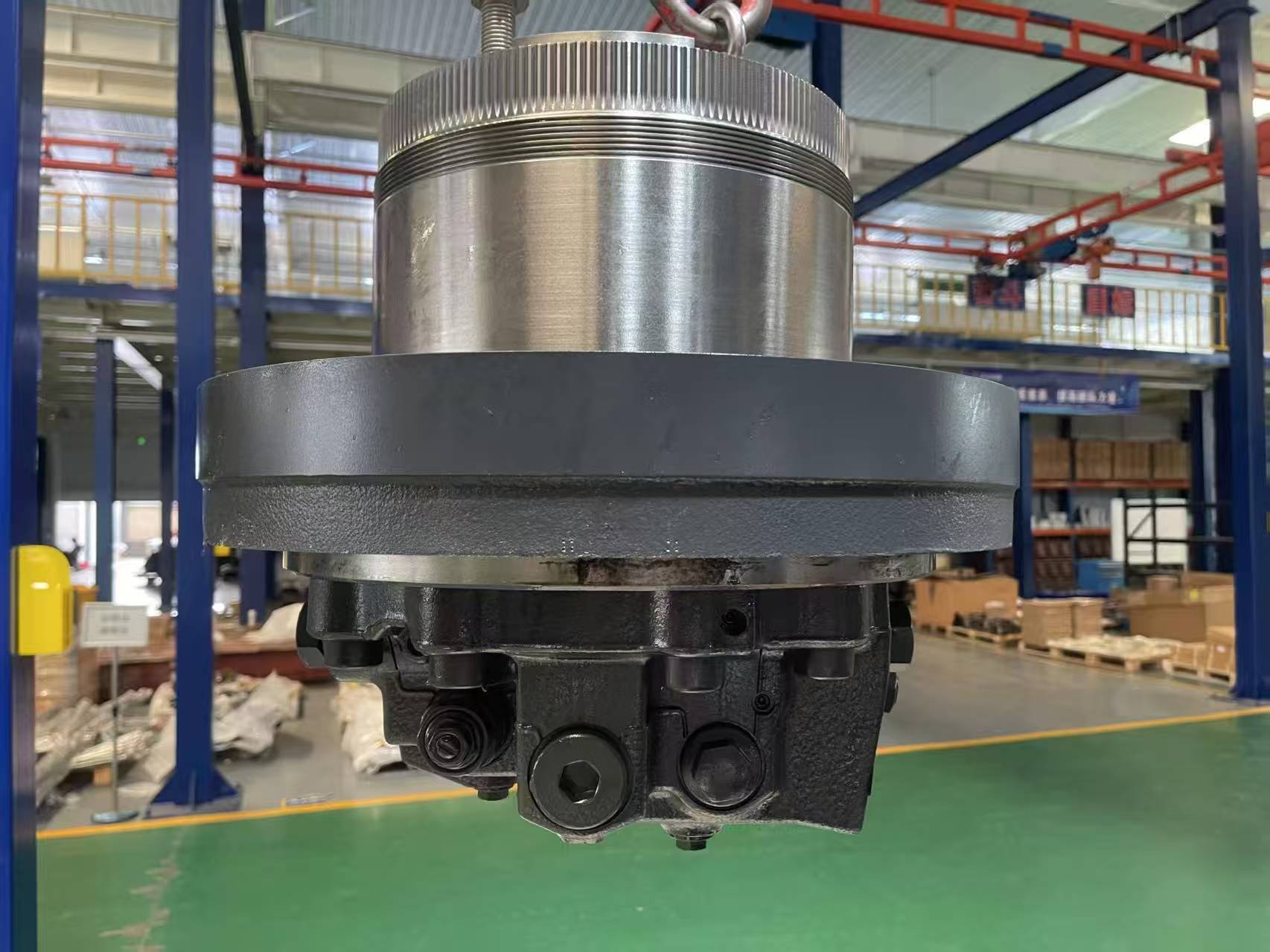 706-8J-01820 является OEM Travel Motor Assembly (левая рука) для гидравлических экскаваторов Komatsu