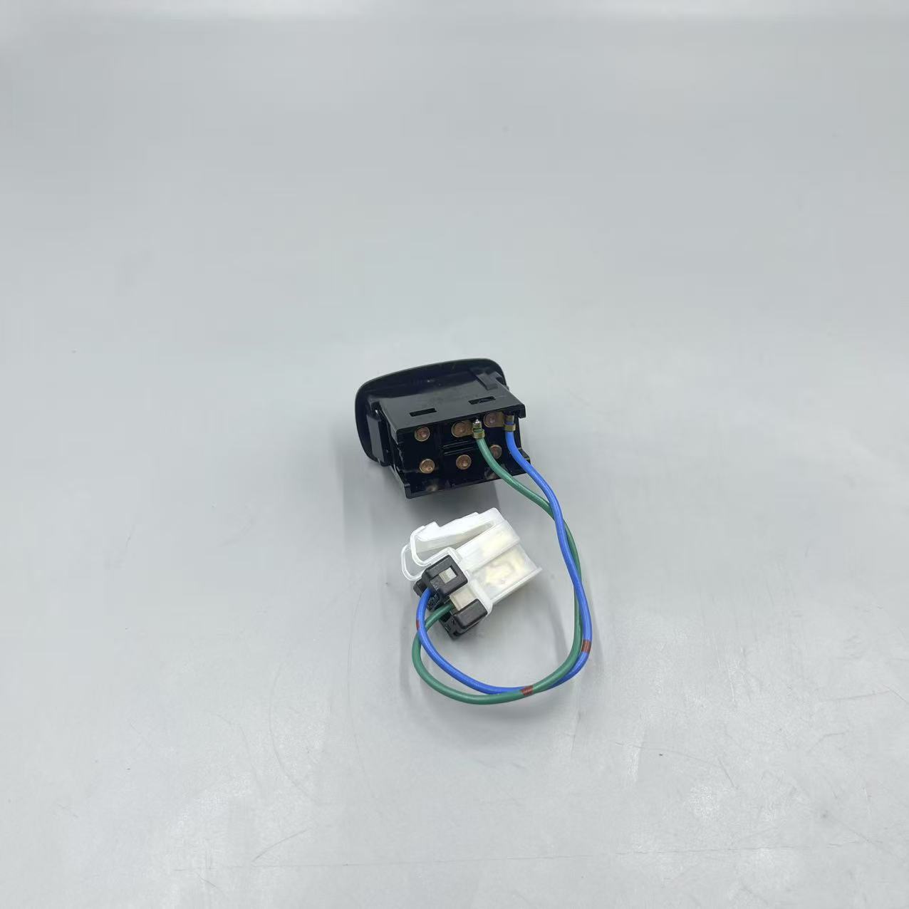 Переключатель 207-06-71180 для экскаватора Komatsu PC200-7