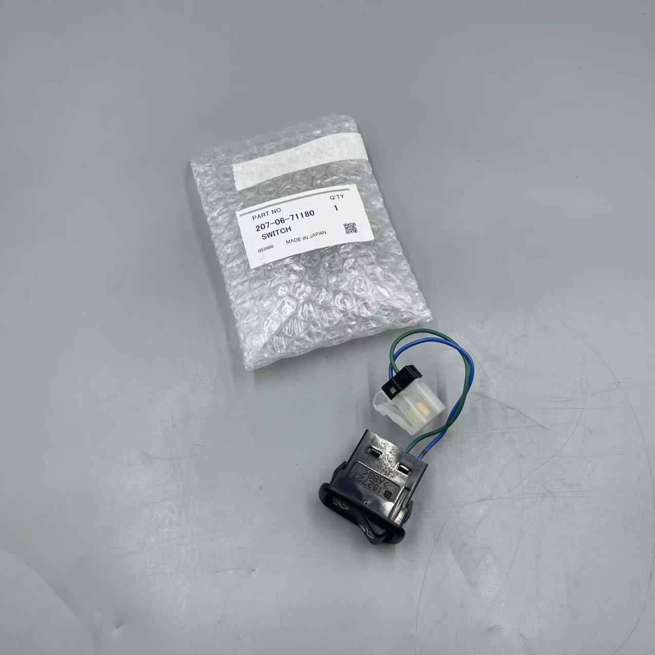 Переключатель 207-06-71180 для экскаватора Komatsu PC200-7