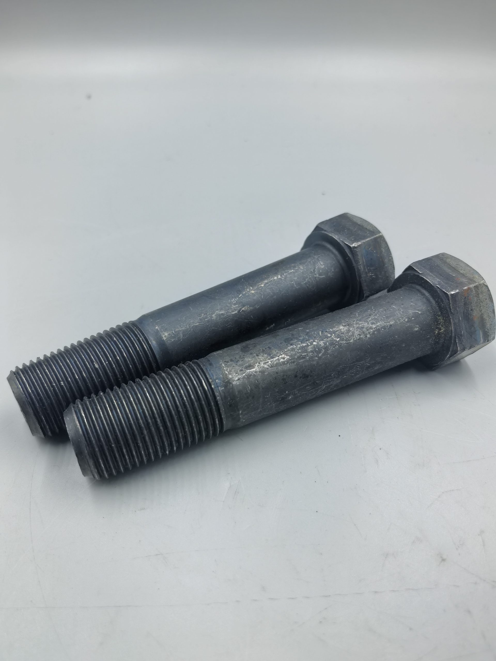 КОМАТСУ 14X-32-15310 БОЛТ