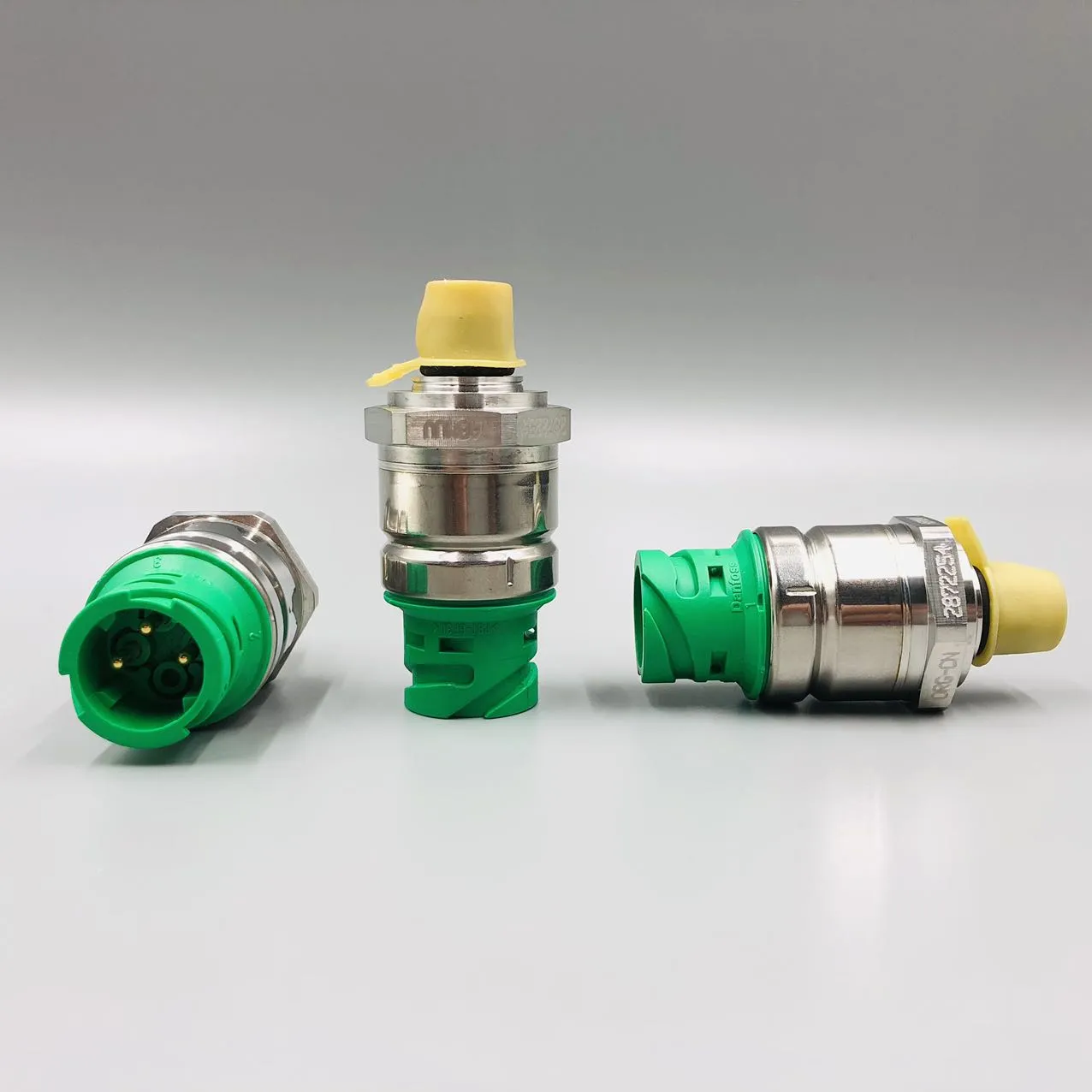 Комацу (Komatsu),Высококачественный датчик давления наддува 6560-61-7202 для Komatsu SAA6D140E (двигатель), применяемый на технике WA500.