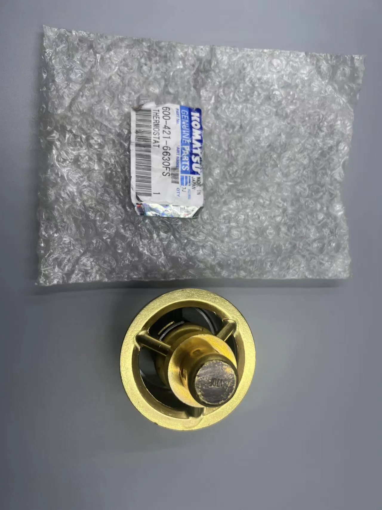 Оригинальный экскаватор Komatsu двигатель термостат детали 600 – 421 – 6630