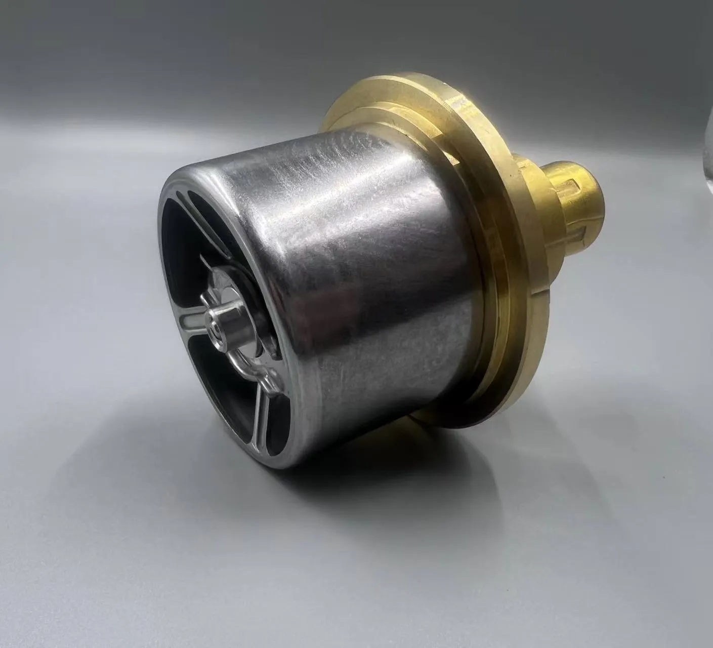 Оригинальный экскаватор Komatsu двигатель термостат детали 600 – 421 – 6630